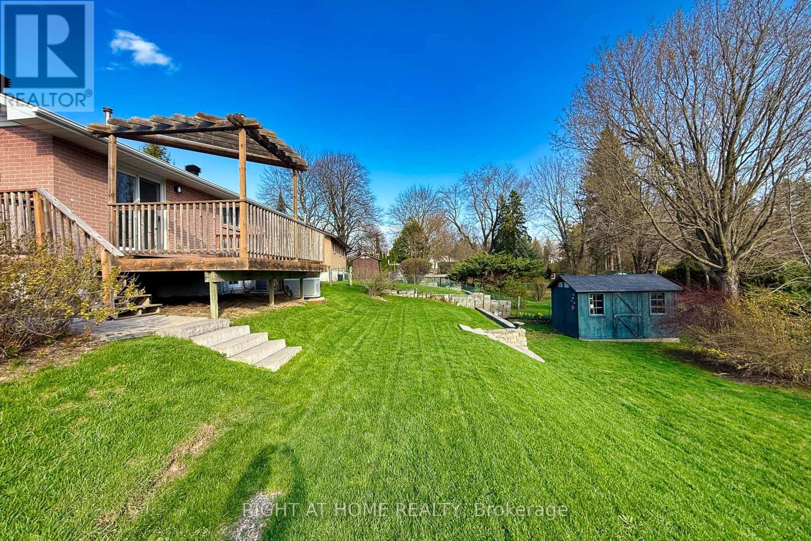 7 Lane Court, Halton Hills (Georgetown), Ontario  L7G 1S4 - Photo 36 - W13050566