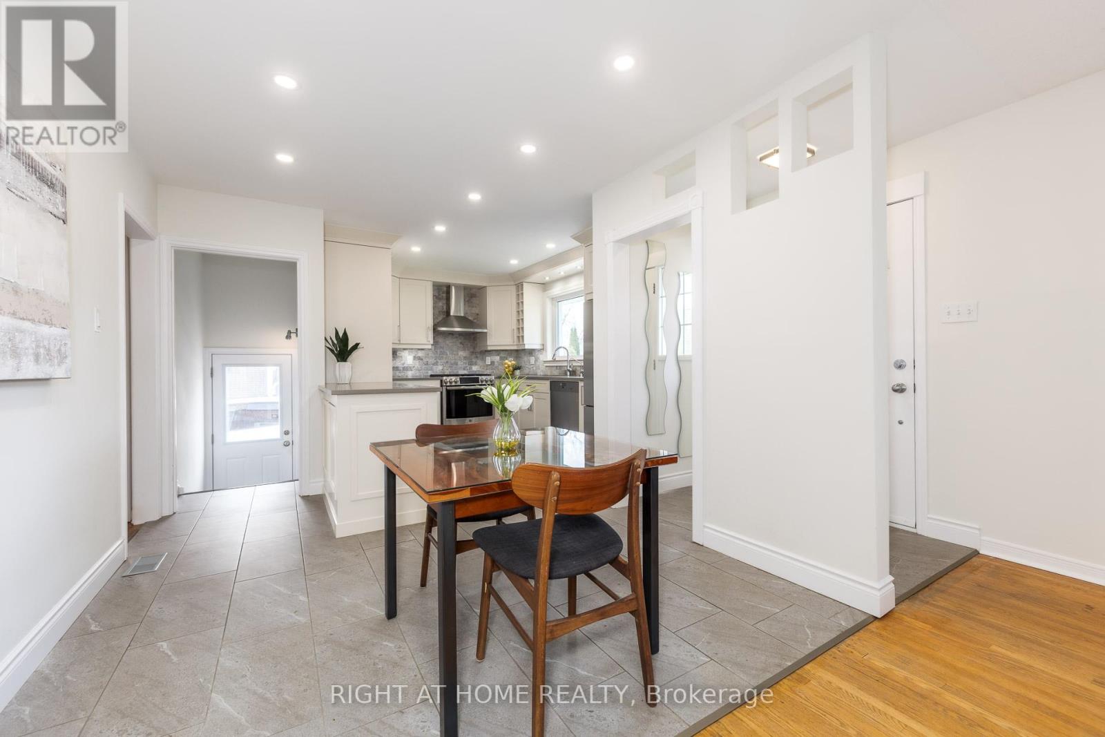 7 Lane Court, Halton Hills (Georgetown), Ontario  L7G 1S4 - Photo 7 - W13050566