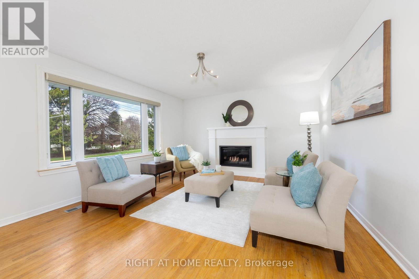 7 Lane Court, Halton Hills (Georgetown), Ontario  L7G 1S4 - Photo 9 - W13050566