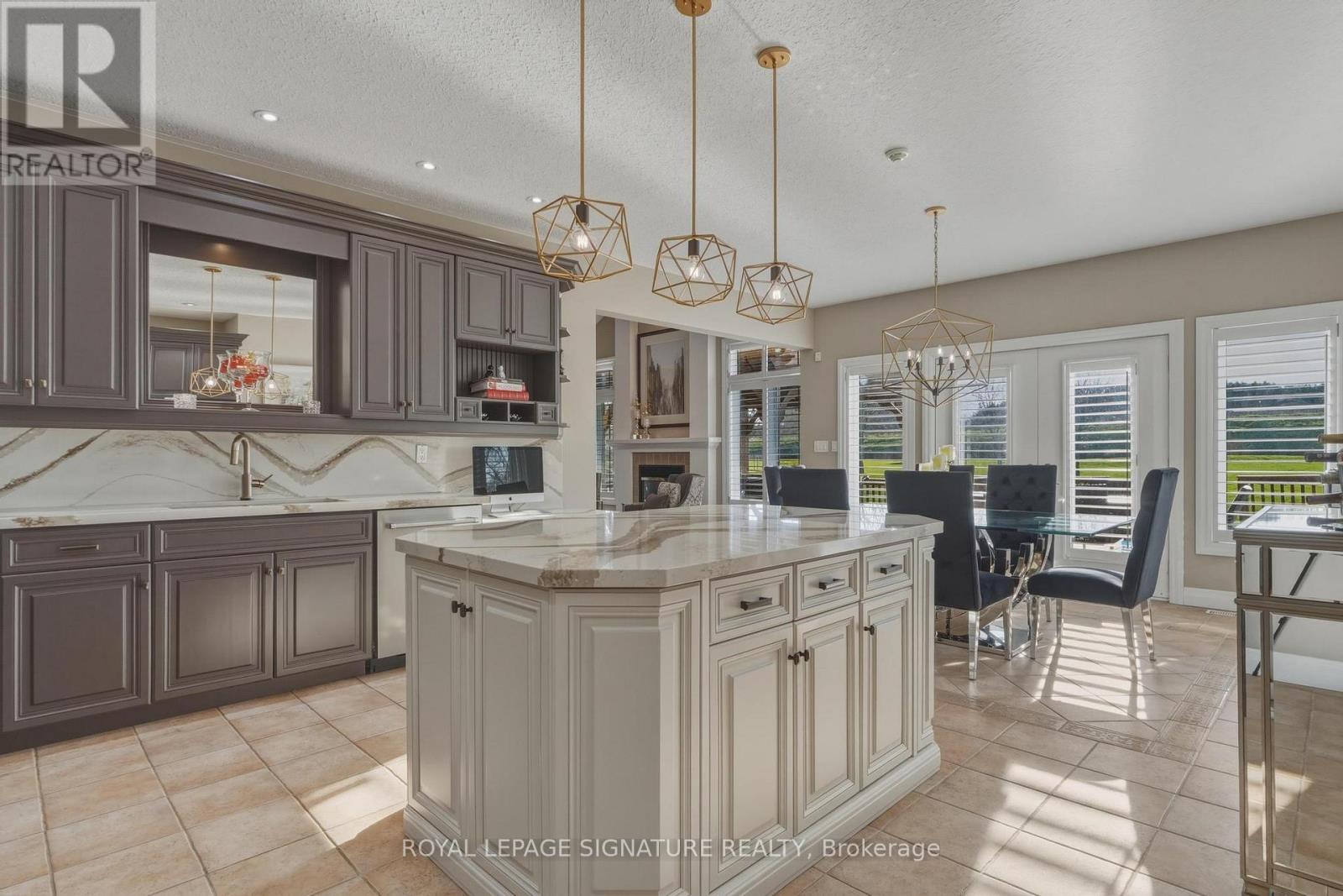 21 Bishop Court, Halton Hills (Glen Williams), Ontario  L7G 6G8 - Photo 15 - W13051060