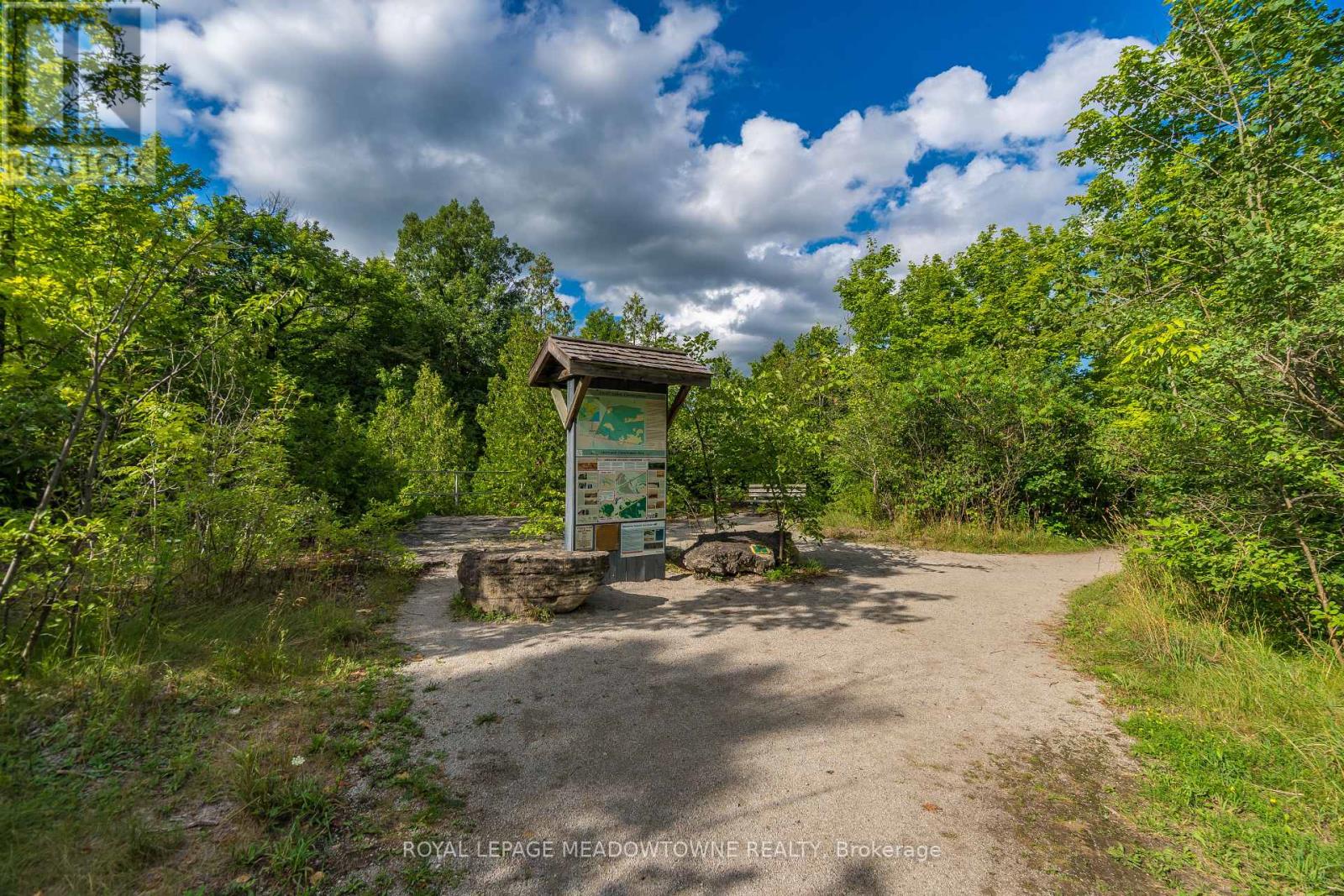 12369 Elizabeth Street, Halton Hills (Limehouse), Ontario  L0P 1H0 - Photo 44 - W13051278