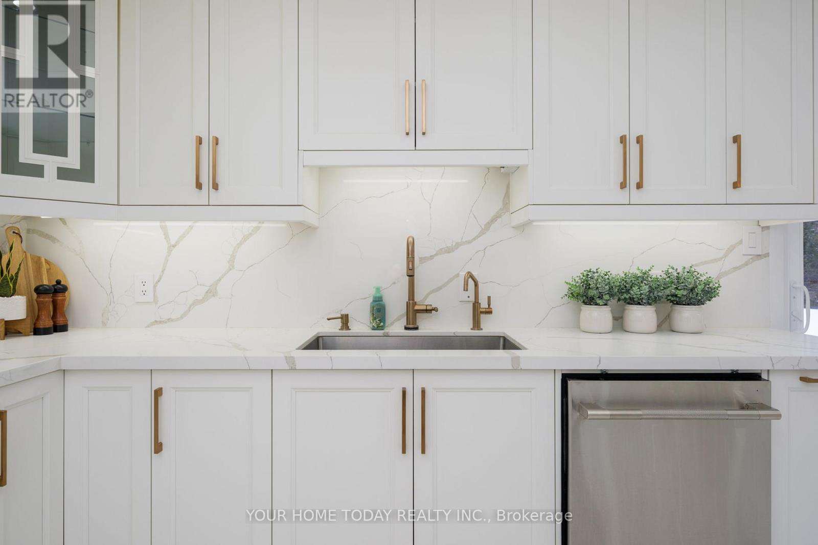 27 Chantelay Crescent, Halton Hills (Georgetown), Ontario  L7G 4S5 - Photo 19 - W13051724