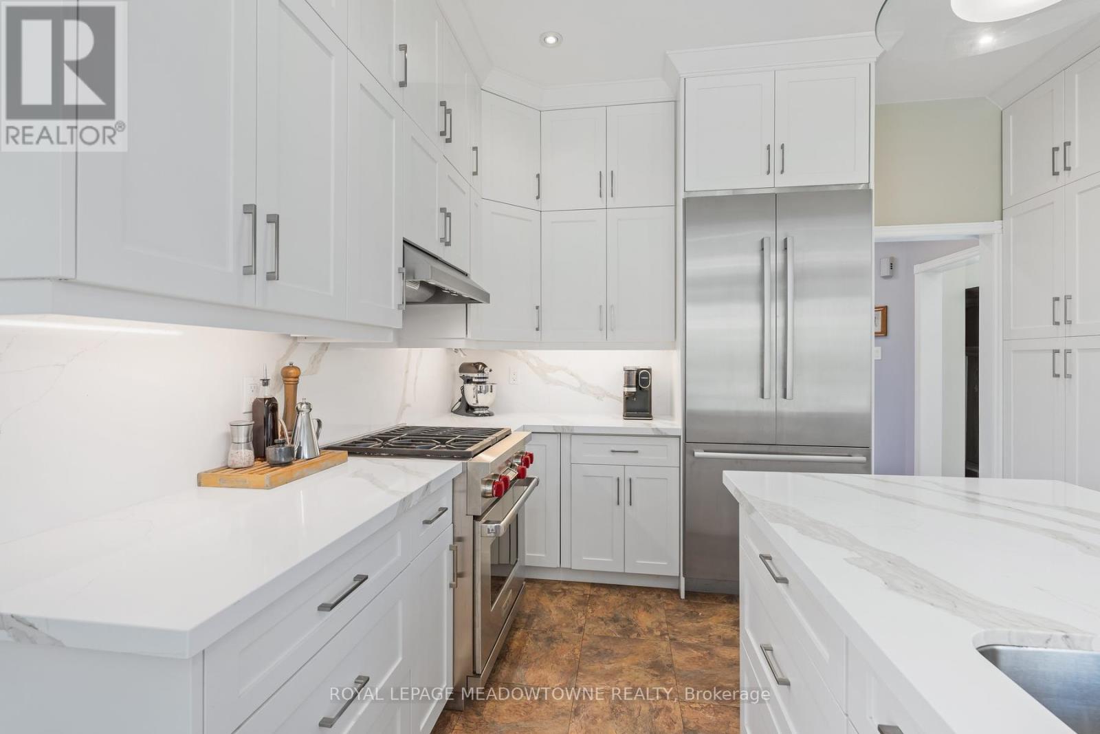 16 Oak Ridge Drive, Halton Hills (Glen Williams), Ontario  L7G 5G6 - Photo 14 - W13051972