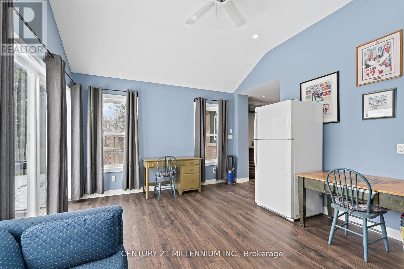 10875 Fifth Line, Halton Hills (Rural Halton Hills), Ontario  L7G 4S6 - Photo 10 - W13054772