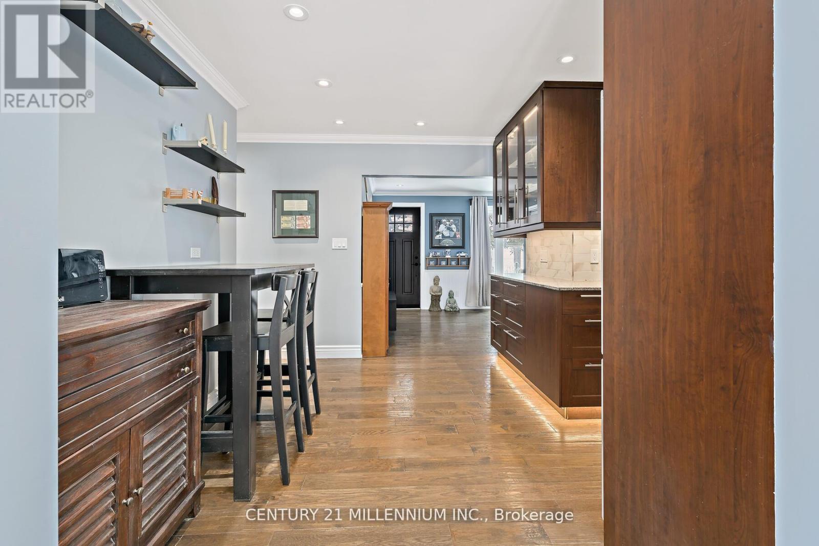 10875 Fifth Line, Halton Hills (Rural Halton Hills), Ontario  L7G 4S6 - Photo 11 - W13054772