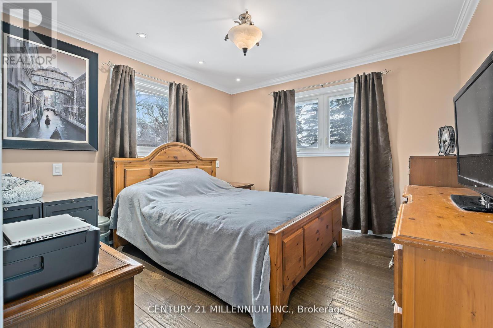 10875 Fifth Line, Halton Hills (Rural Halton Hills), Ontario  L7G 4S6 - Photo 17 - W13054772