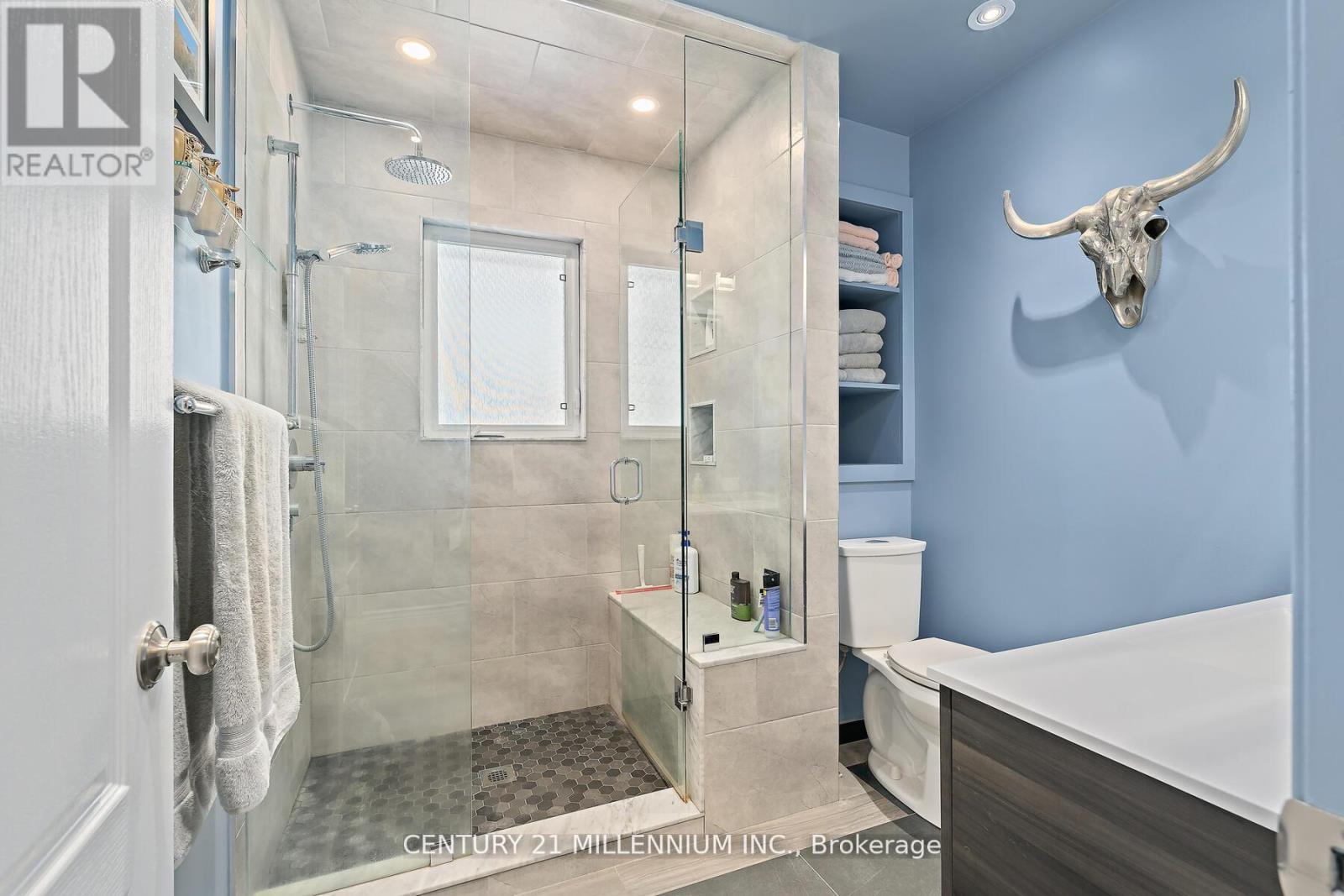 10875 Fifth Line, Halton Hills (Rural Halton Hills), Ontario  L7G 4S6 - Photo 19 - W13054772