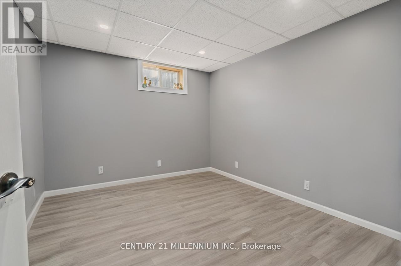 10875 Fifth Line, Halton Hills (Rural Halton Hills), Ontario  L7G 4S6 - Photo 25 - W13054772