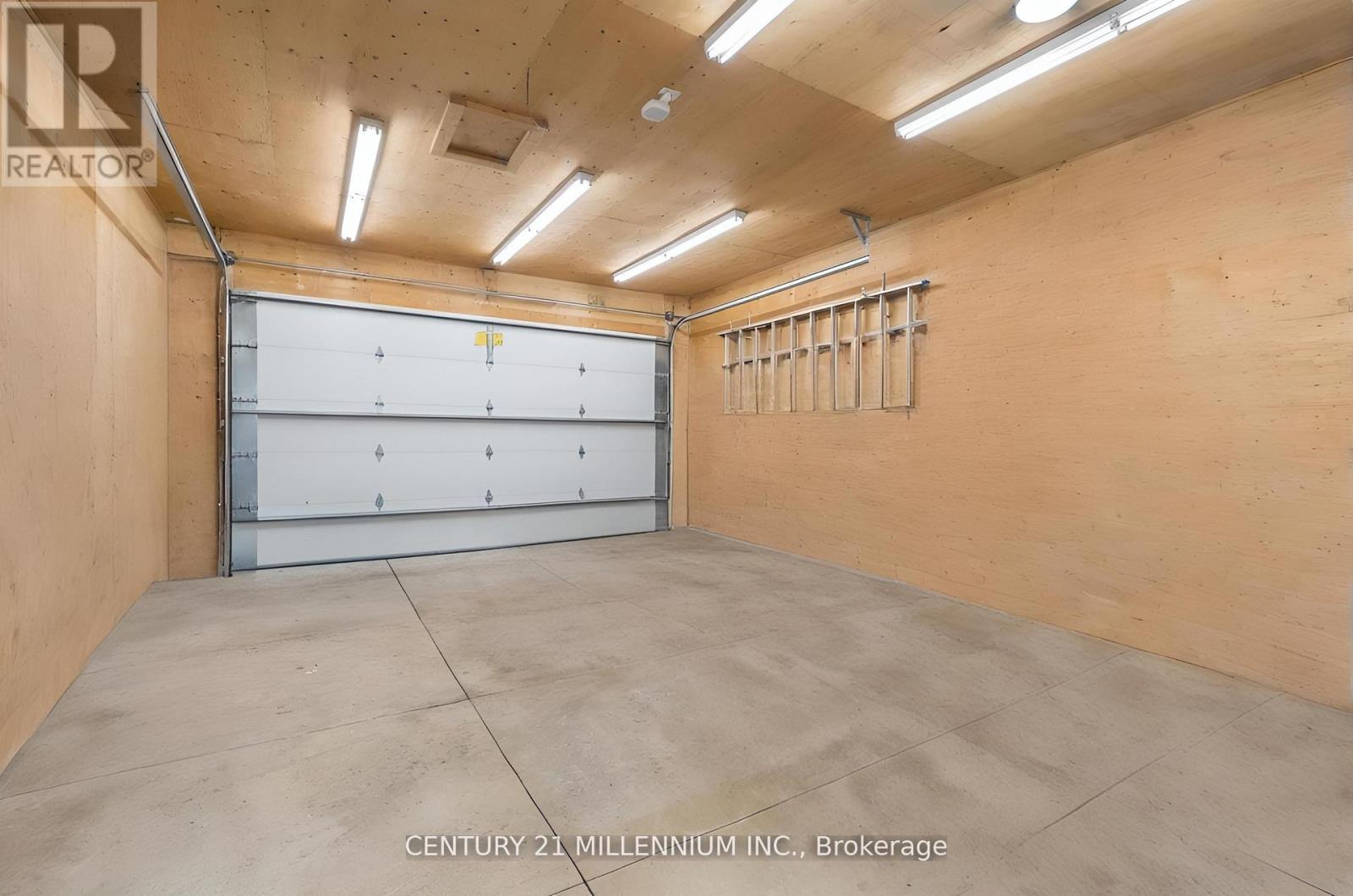 10875 Fifth Line, Halton Hills (Rural Halton Hills), Ontario  L7G 4S6 - Photo 28 - W13054772