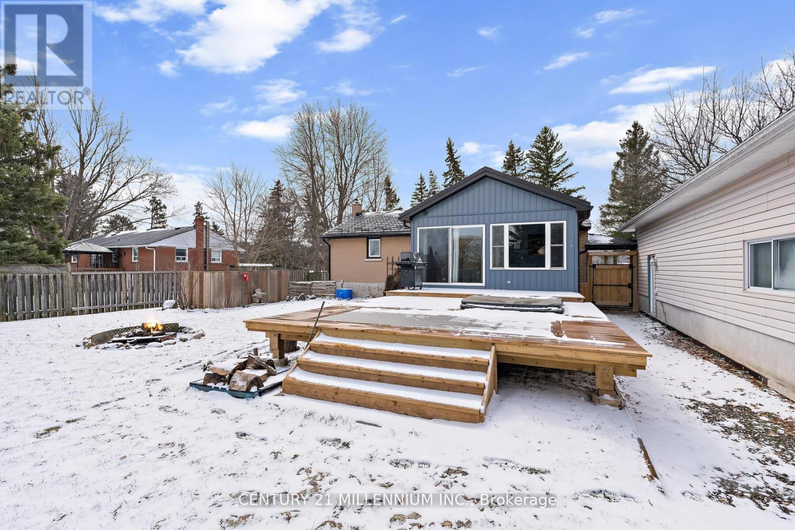 10875 Fifth Line, Halton Hills (Rural Halton Hills), Ontario  L7G 4S6 - Photo 33 - W13054772