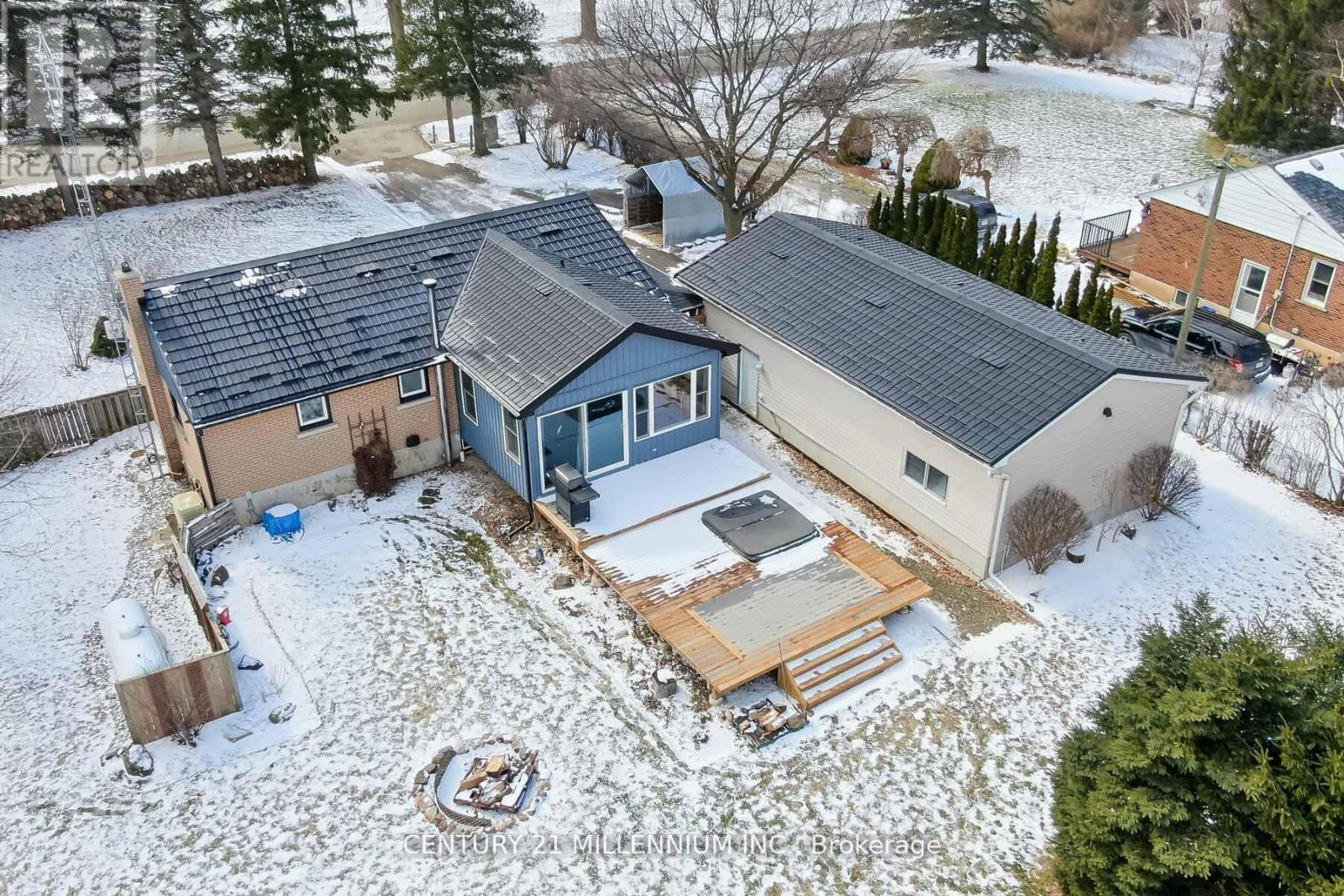 10875 Fifth Line, Halton Hills (Rural Halton Hills), Ontario  L7G 4S6 - Photo 35 - W13054772