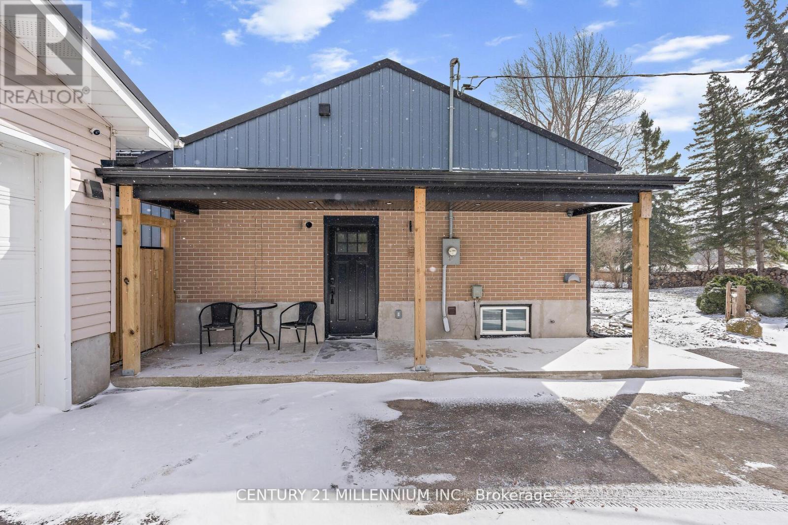 10875 Fifth Line, Halton Hills (Rural Halton Hills), Ontario  L7G 4S6 - Photo 5 - W13054772