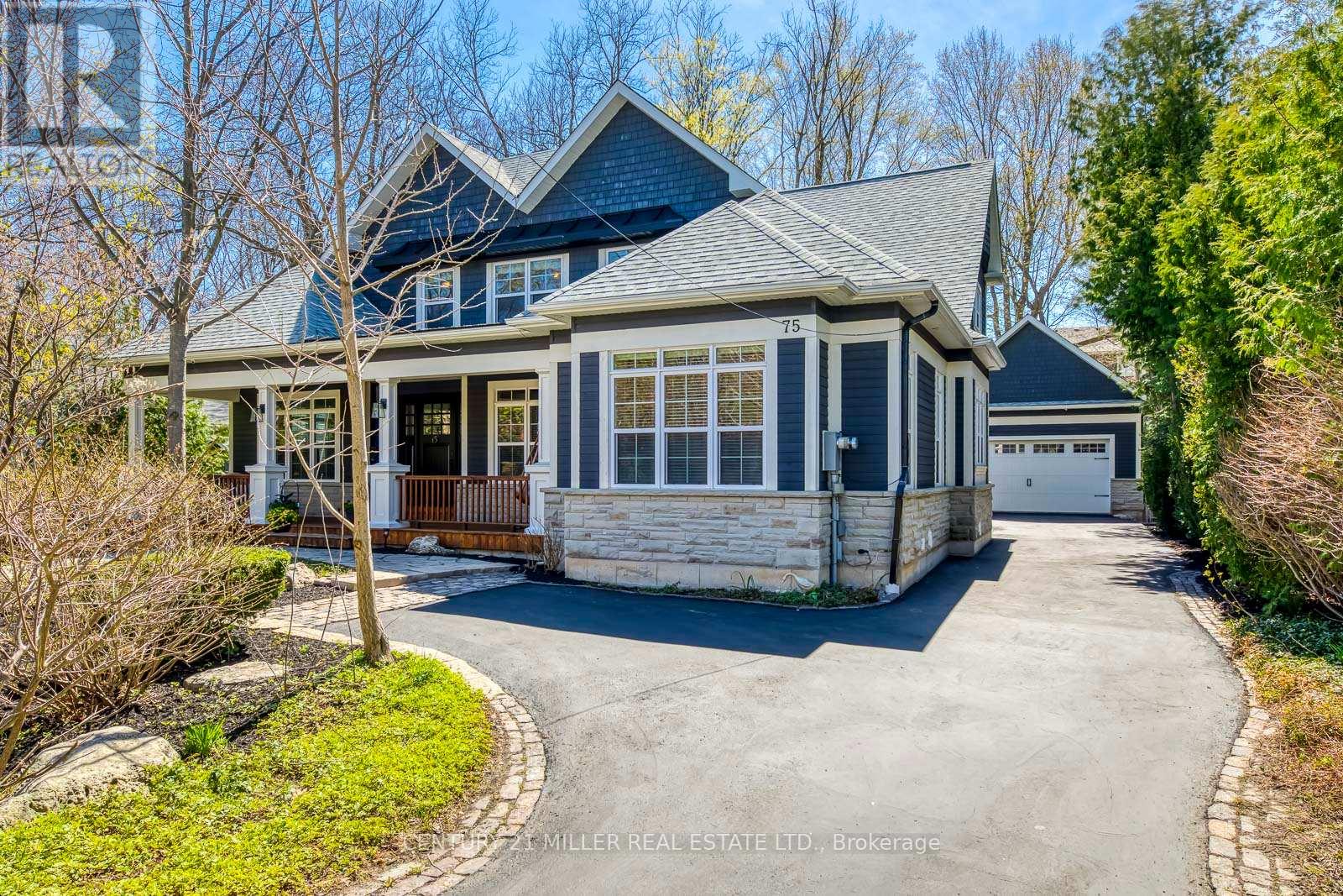 75 Charles Street, Halton Hills (Georgetown), Ontario  L7G 2Z6 - Photo 2 - W13056344