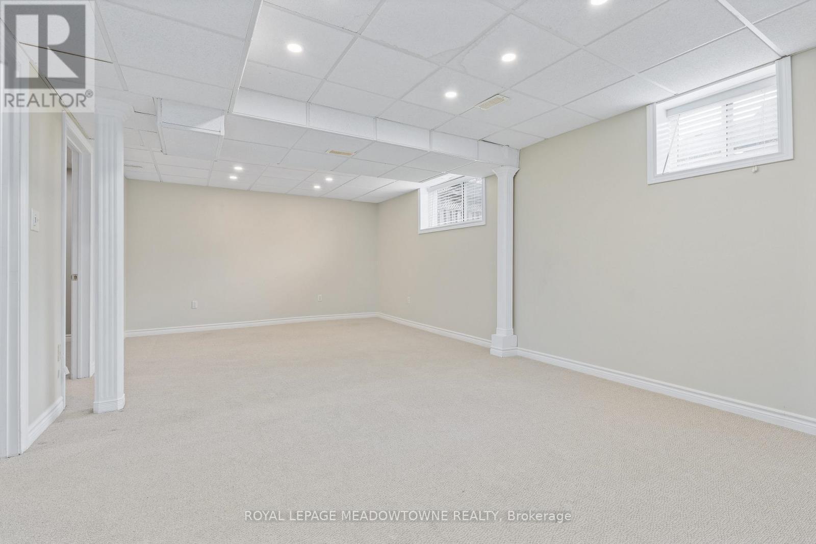 8 Bonnette Street, Halton Hills (Ac Acton), Ontario  L7J 2Z9 - Photo 27 - W13061466