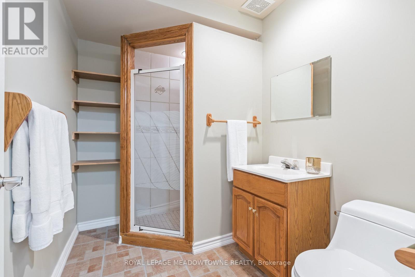 8 Bonnette Street, Halton Hills (Ac Acton), Ontario  L7J 2Z9 - Photo 29 - W13061466