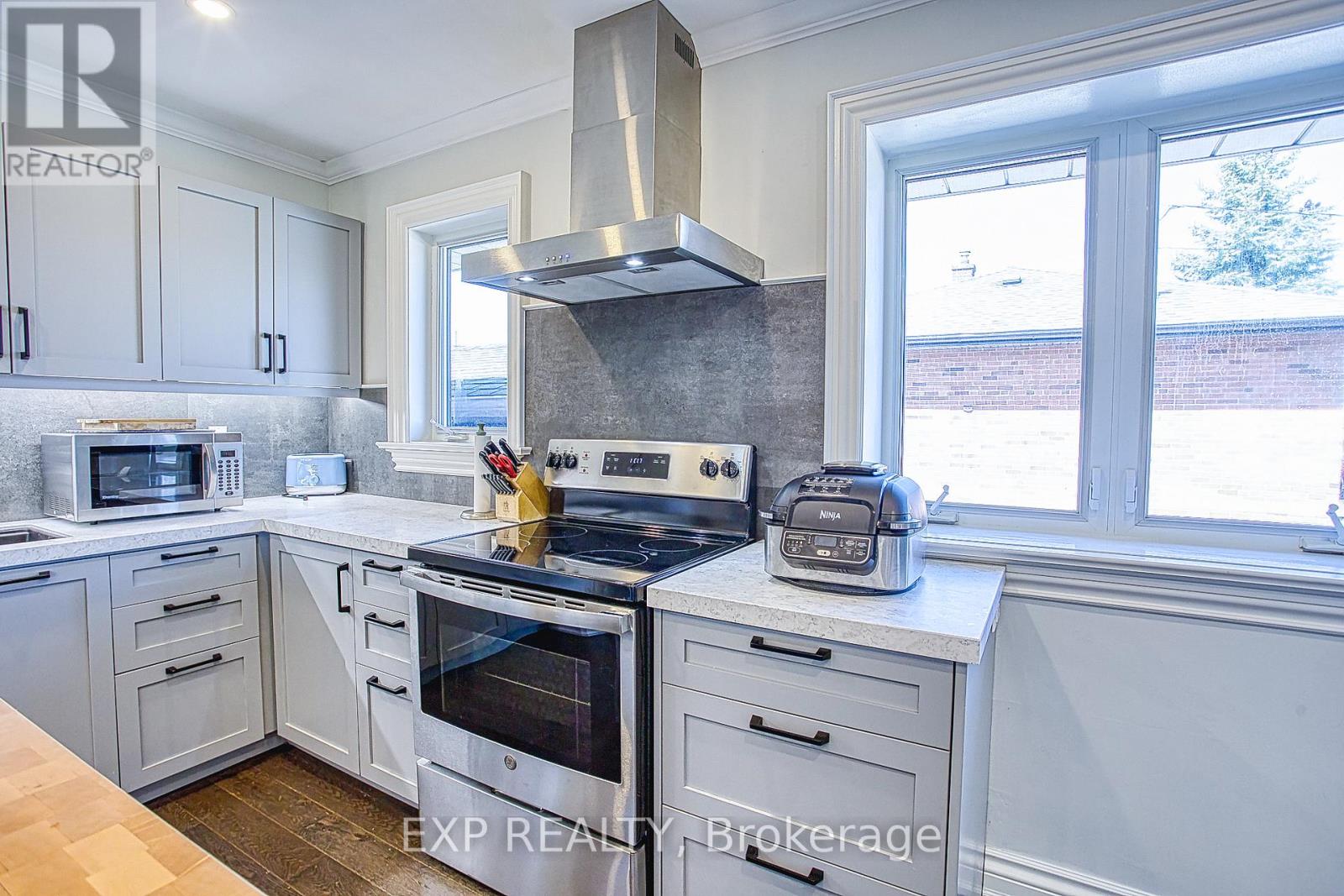 90 Prince Charles Drive, Halton Hills (Georgetown), Ontario  L7G 3V4 - Photo 11 - W13061902