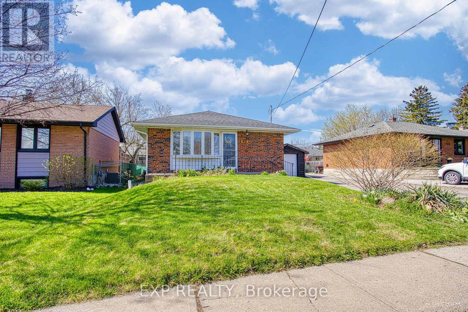 90 Prince Charles Drive, Halton Hills (Georgetown), Ontario  L7G 3V4 - Photo 3 - W13061902