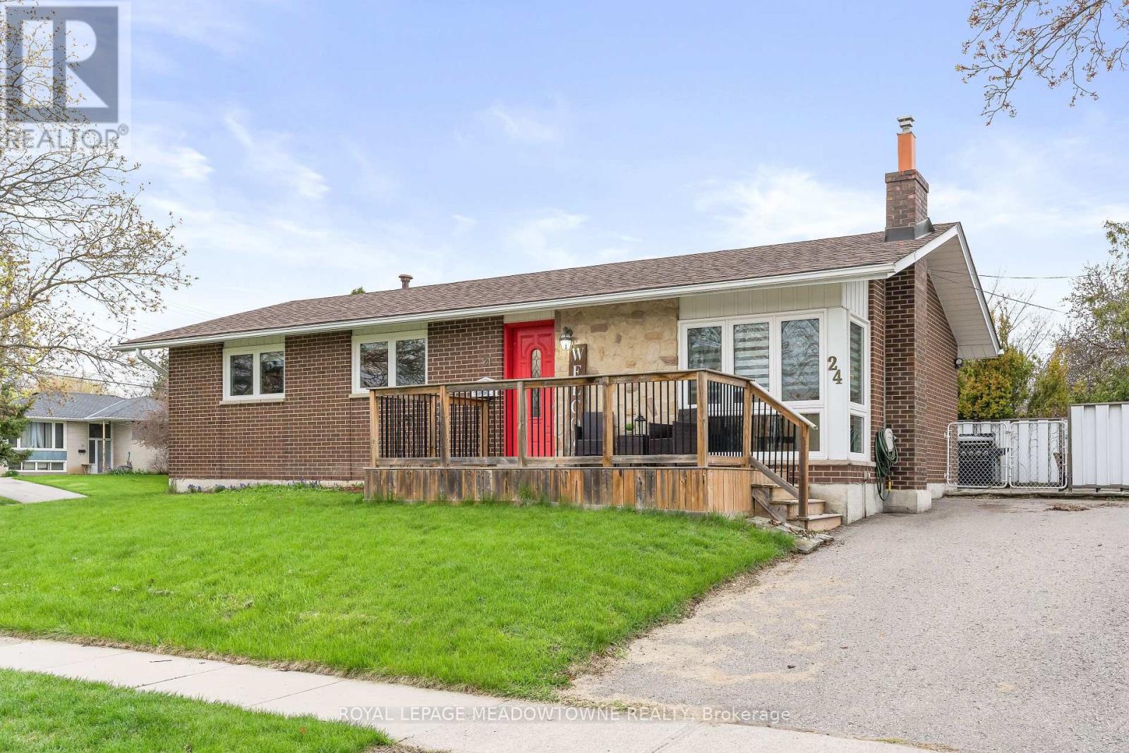 24 Gower Road, Halton Hills (Georgetown), Ontario  L7G 1E5 - Photo 4 - W13061958
