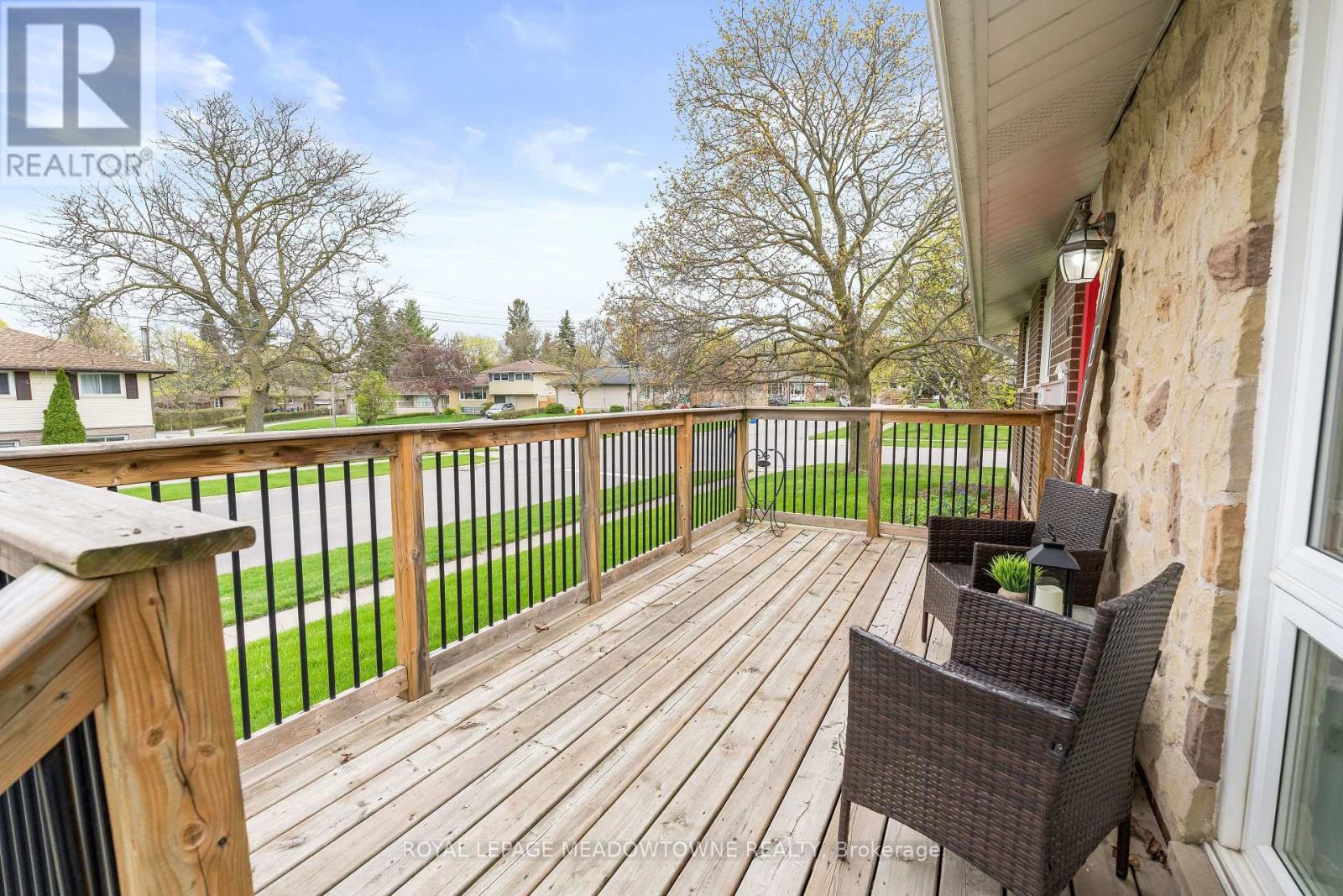24 Gower Road, Halton Hills (Georgetown), Ontario  L7G 1E5 - Photo 6 - W13061958