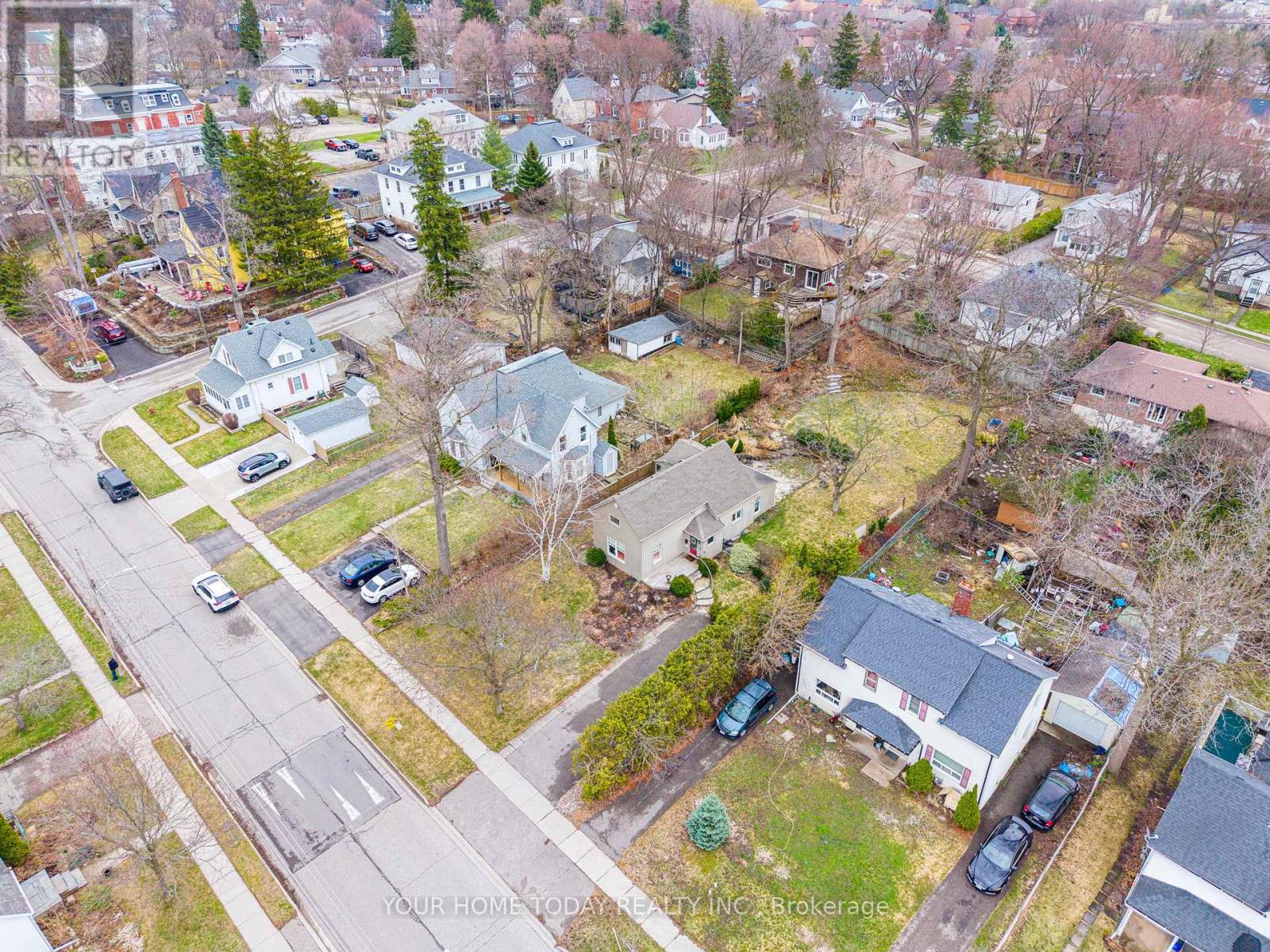 36 Queen Street, Halton Hills (Georgetown), Ontario  L7G 2E6 - Photo 37 - W13062040