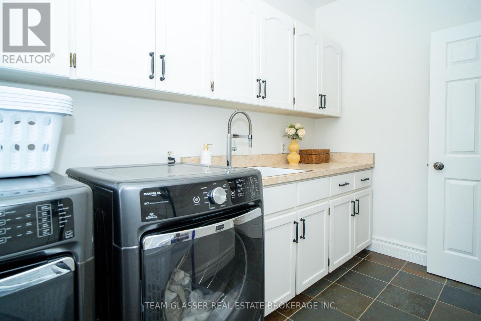 110 Mclaren Road, Milton (Campbellville), Ontario  L0P 1B0 - Photo 17 - W13063982