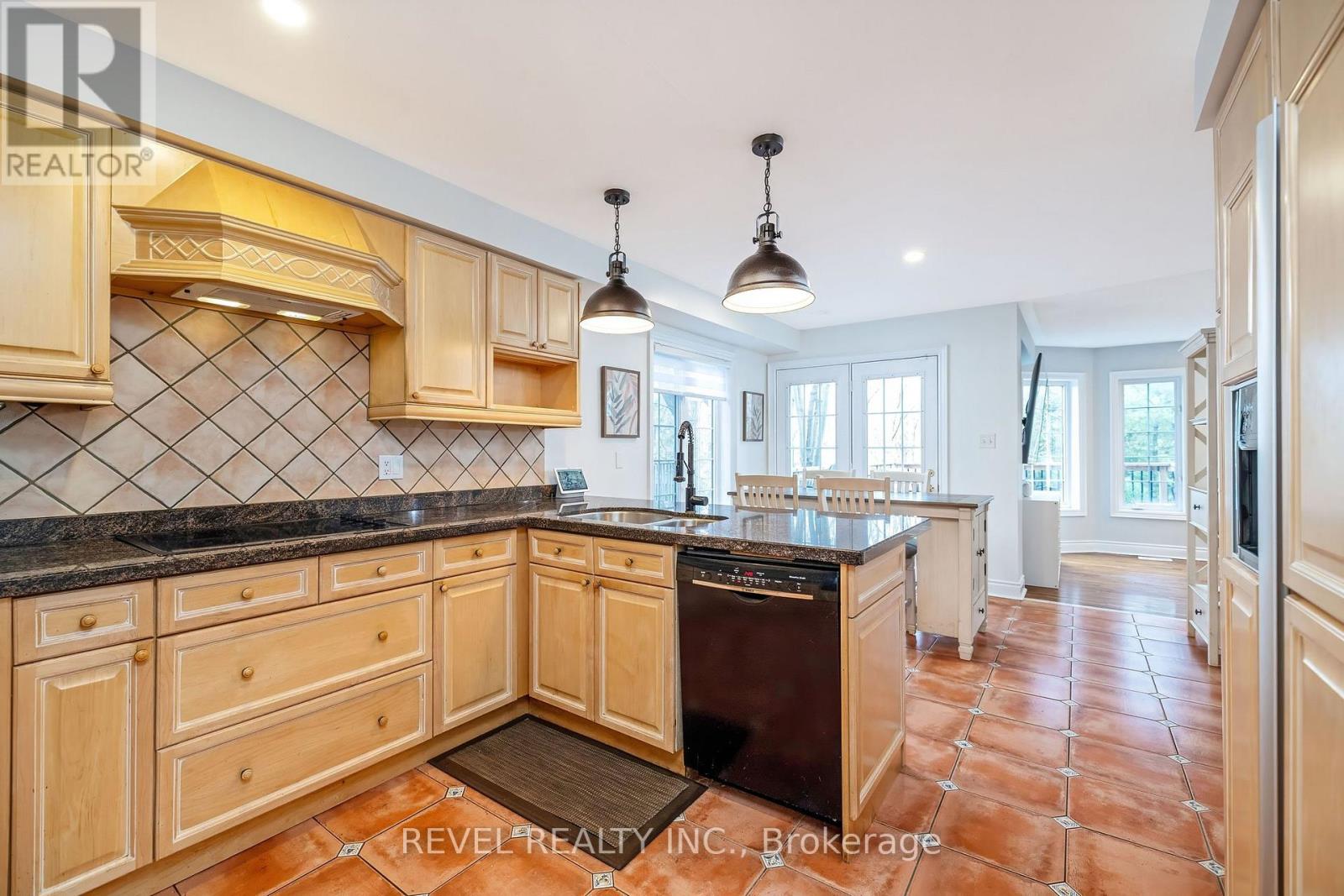 62 Mcnally Street, Halton Hills (Georgetown), Ontario  L7G 6E2 - Photo 21 - W13063942
