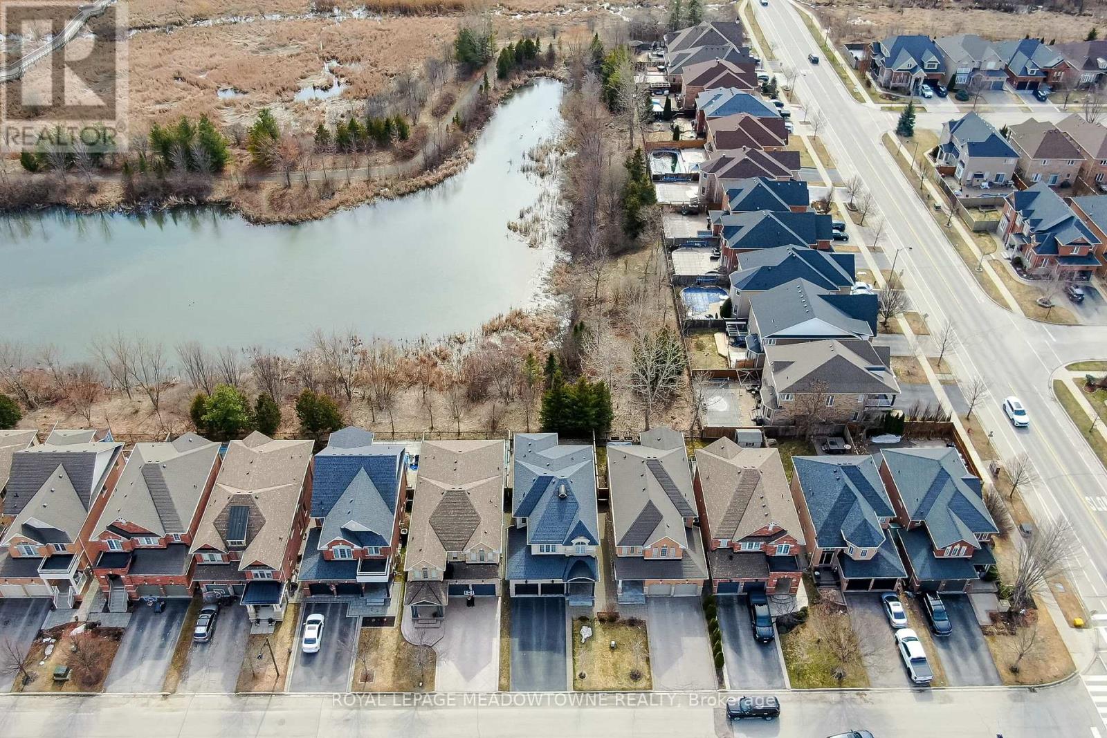 10 Silver Pond Drive, Halton Hills (Georgetown), Ontario  L7G 6L9 - Photo 5 - W13064192