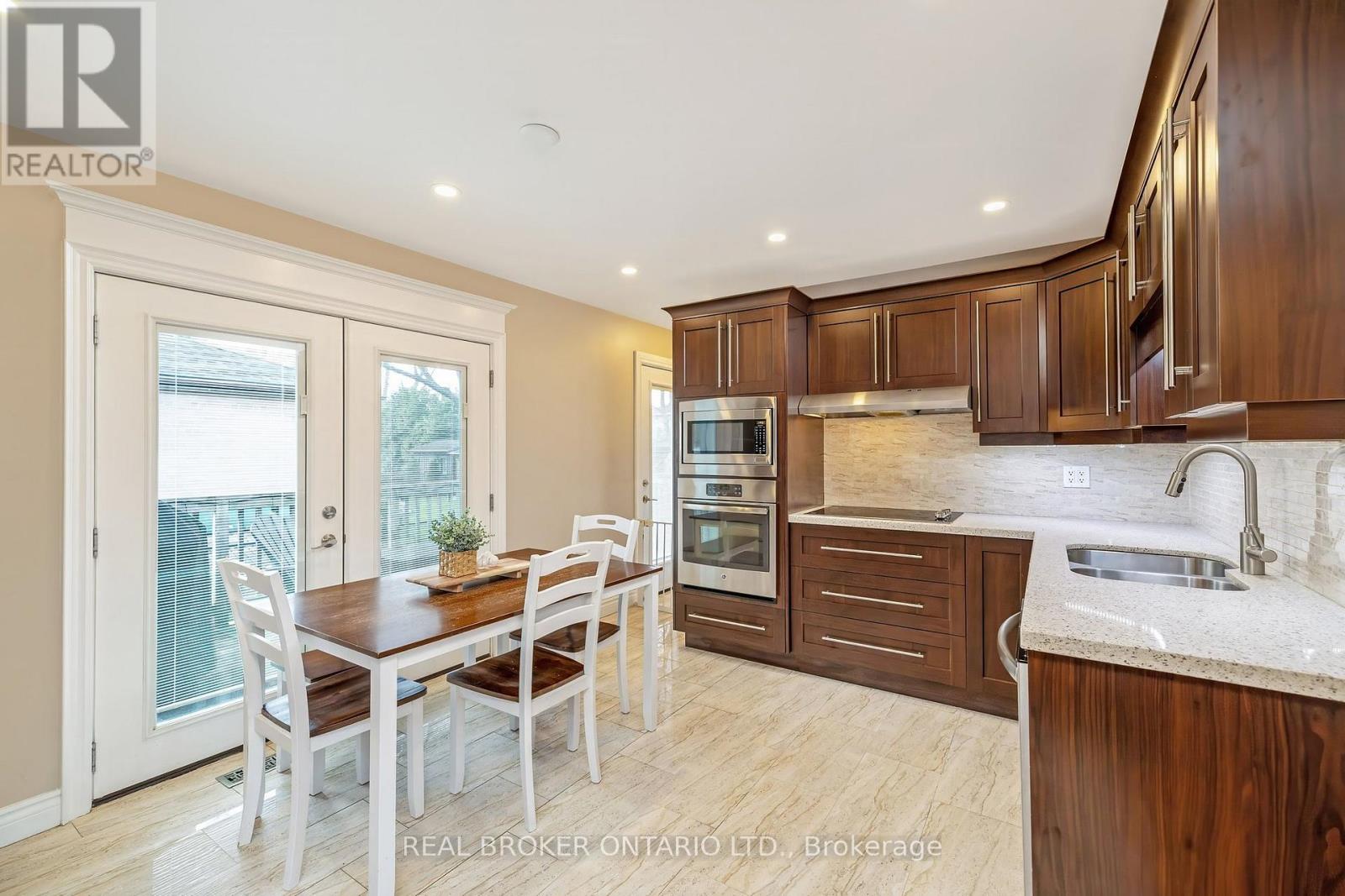 3 Allen Road, Halton Hills (Georgetown), Ontario  L7G 1M7 - Photo 11 - W13068054
