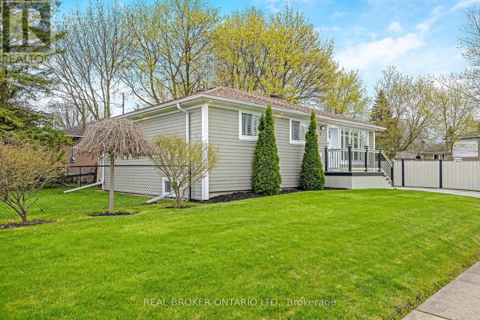 3 Allen Road, Halton Hills (Georgetown), Ontario  L7G 1M7 - Photo 5 - W13068054