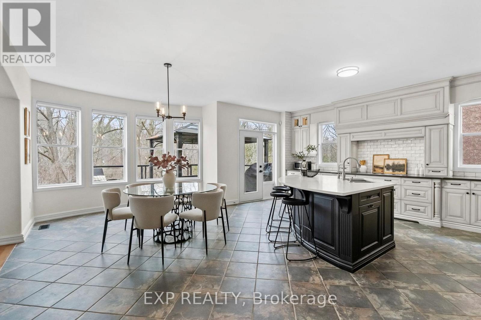106 Arborglen Drive, Halton Hills (Georgetown), Ontario  L7G 6L4 - Photo 12 - W13068216