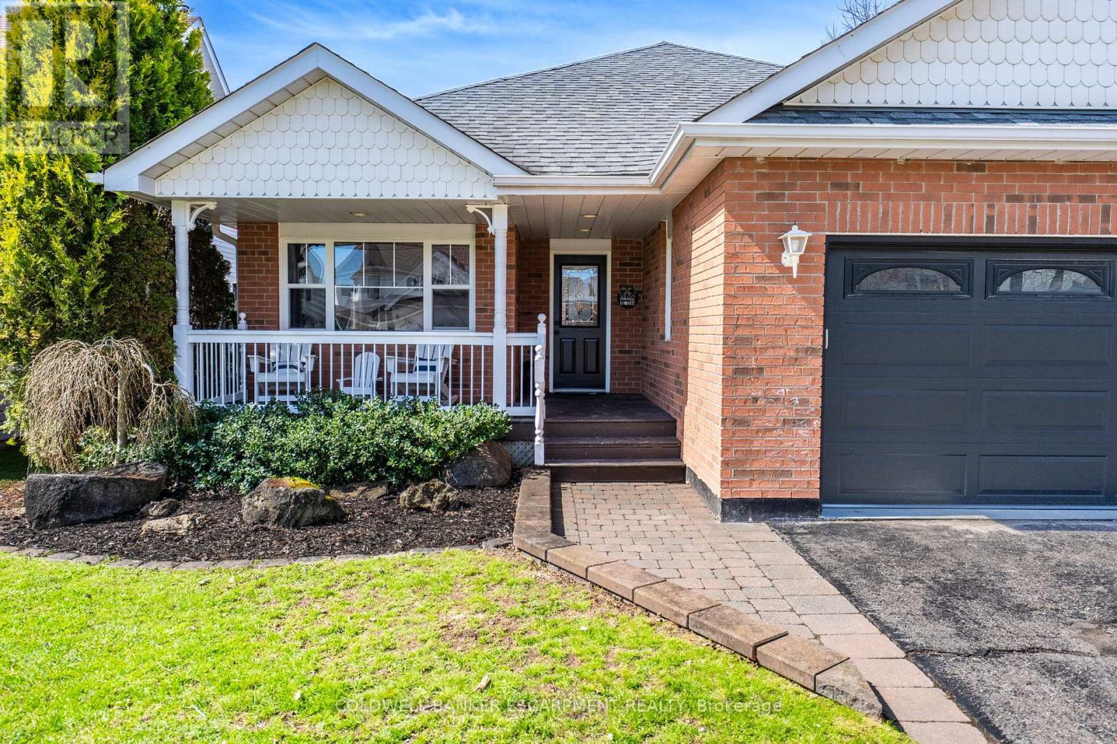 58 Dairy Drive, Halton Hills (Ac Acton), Ontario  L7J 2Y1 - Photo 2 - W13068424