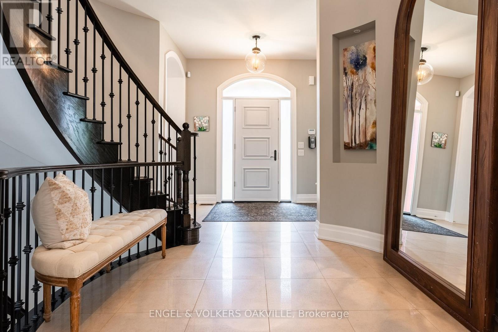 33 Barraclough Boulevard, Halton Hills (Rural Halton Hills), Ontario  L7G 0E8 - Photo 10 - W13071770