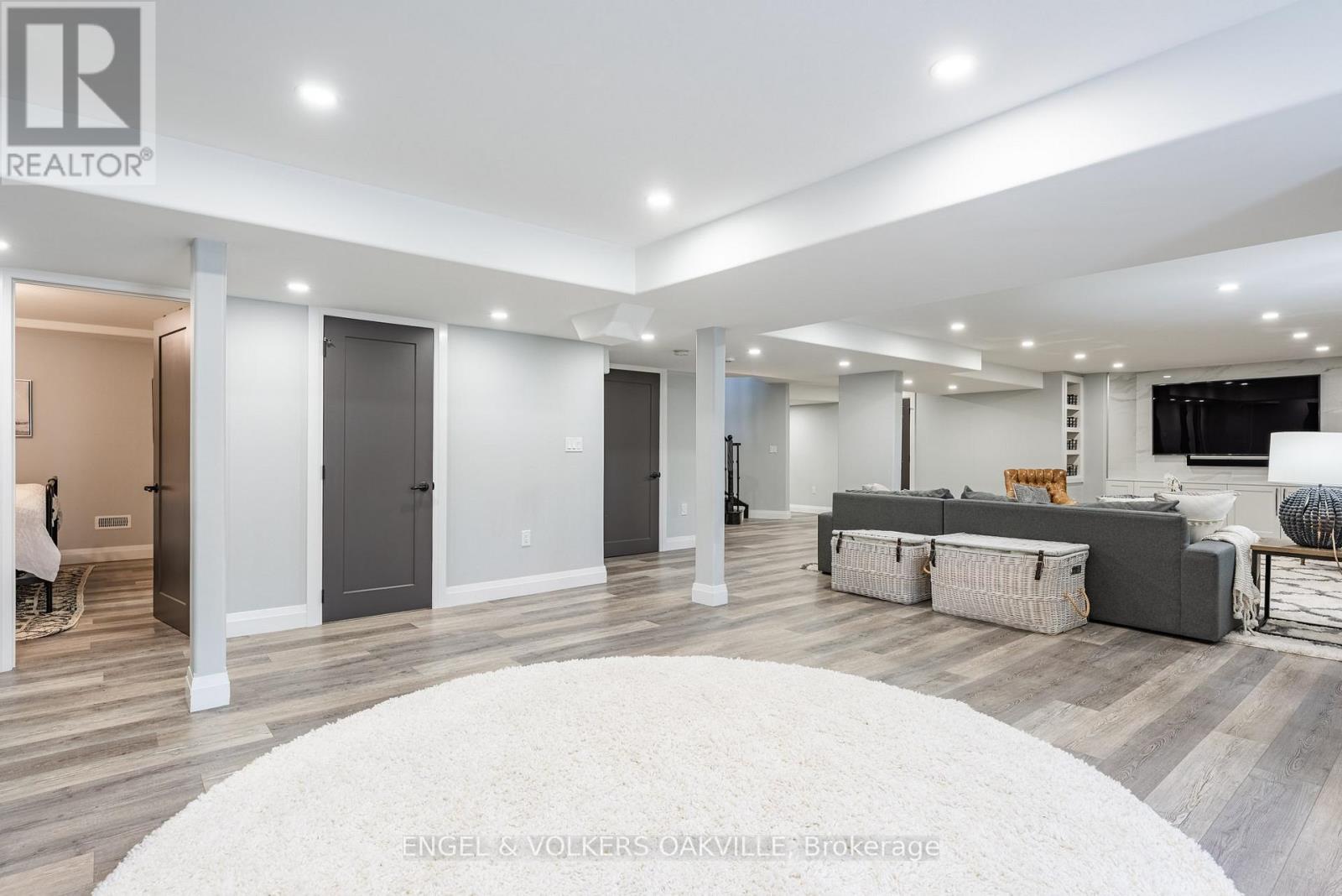 33 Barraclough Boulevard, Halton Hills (Rural Halton Hills), Ontario  L7G 0E8 - Photo 42 - W13071770