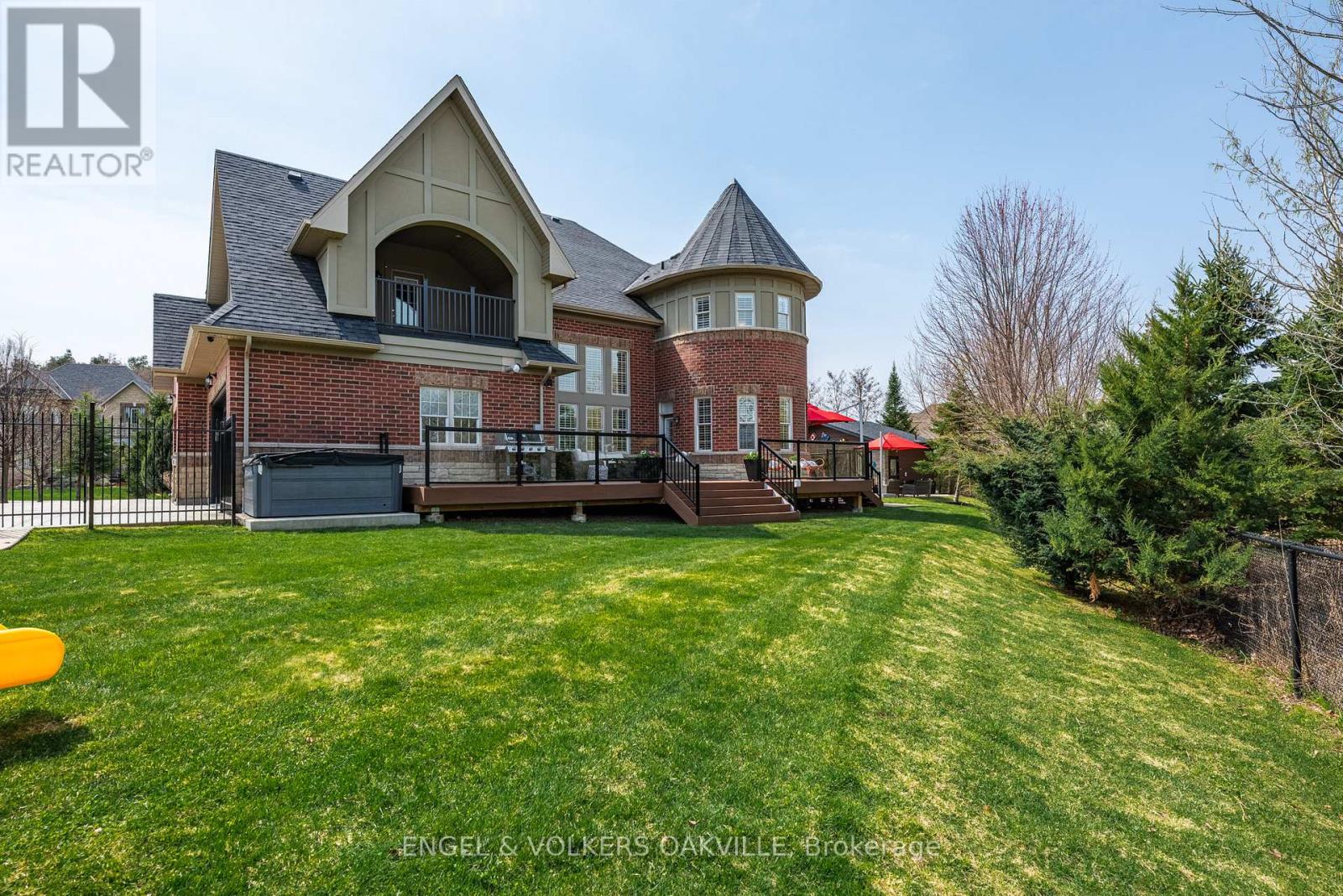 33 Barraclough Boulevard, Halton Hills (Rural Halton Hills), Ontario  L7G 0E8 - Photo 45 - W13071770
