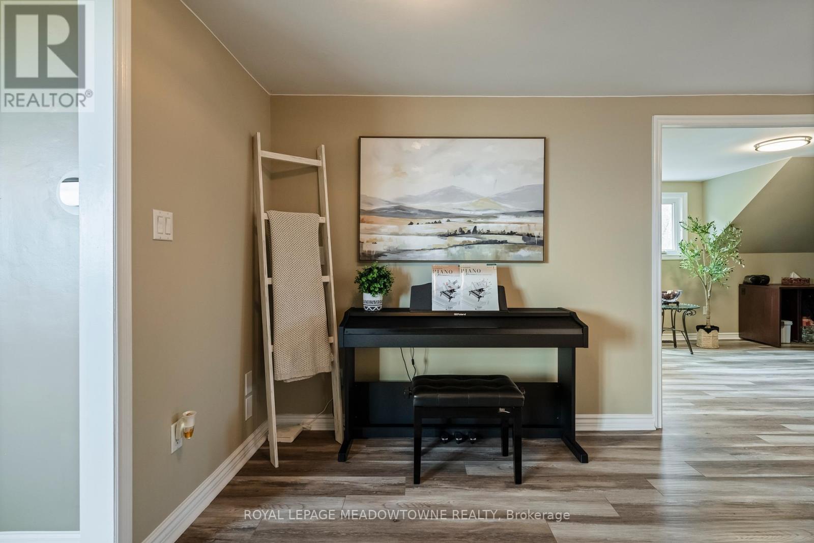 15585 Clayhill Road, Halton Hills (Rural Halton Hills), Ontario  L7G 4S8 - Photo 26 - W13074242
