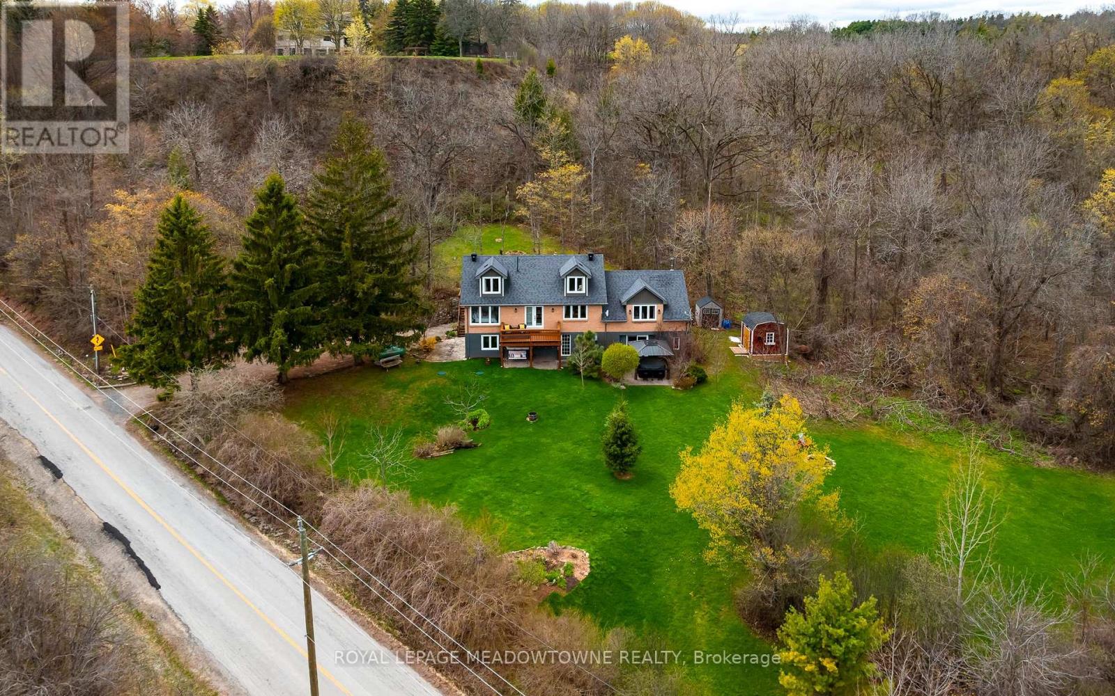 15585 Clayhill Road, Halton Hills (Rural Halton Hills), Ontario  L7G 4S8 - Photo 4 - W13074242