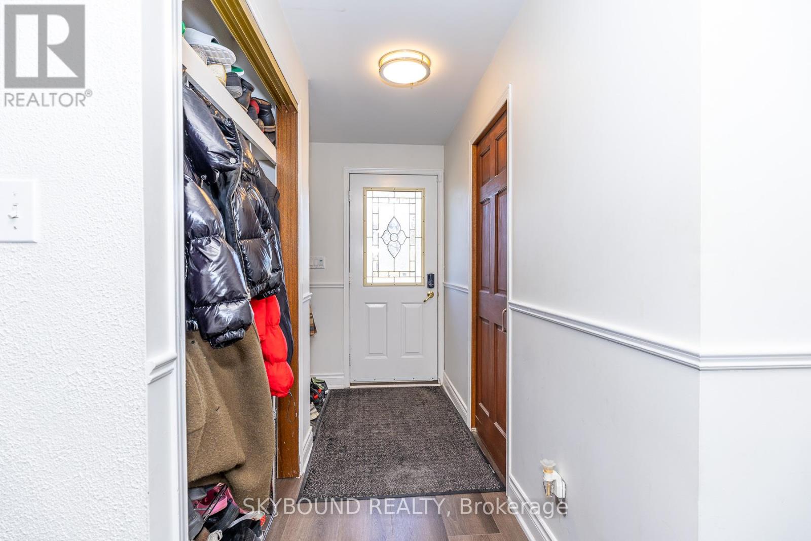 32 Victoria Avenue, Halton Hills (Ac Acton), Ontario  L7J 1Y9 - Photo 6 - W13075964