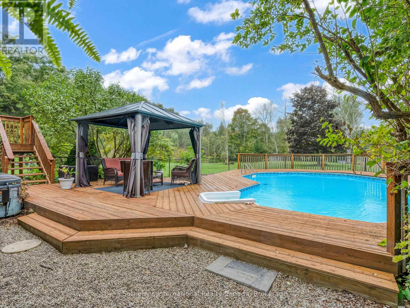 2091 Country Lane Court, Milton (Moffat), Ontario  L0P 1J0 - Photo 43 - W13085288