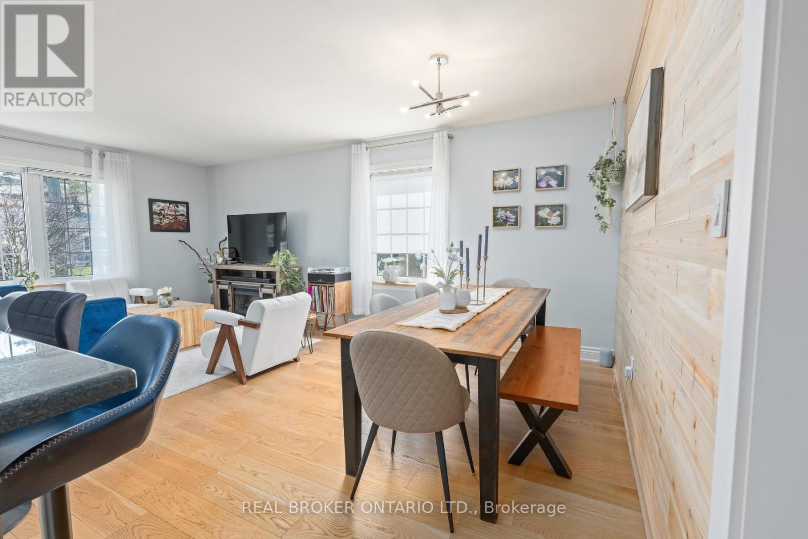 15 Byron Street, Halton Hills (Georgetown), Ontario  L7G 3W6 - Photo 14 - W13085418
