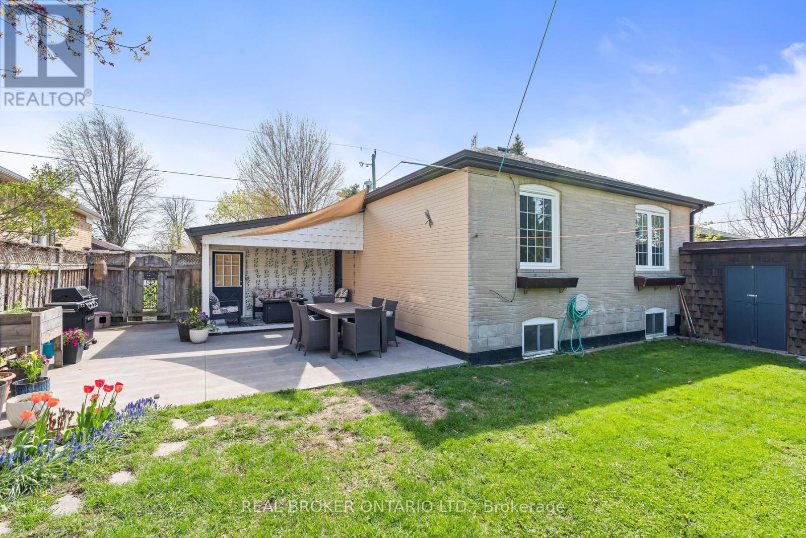 15 Byron Street, Halton Hills (Georgetown), Ontario  L7G 3W6 - Photo 33 - W13085418