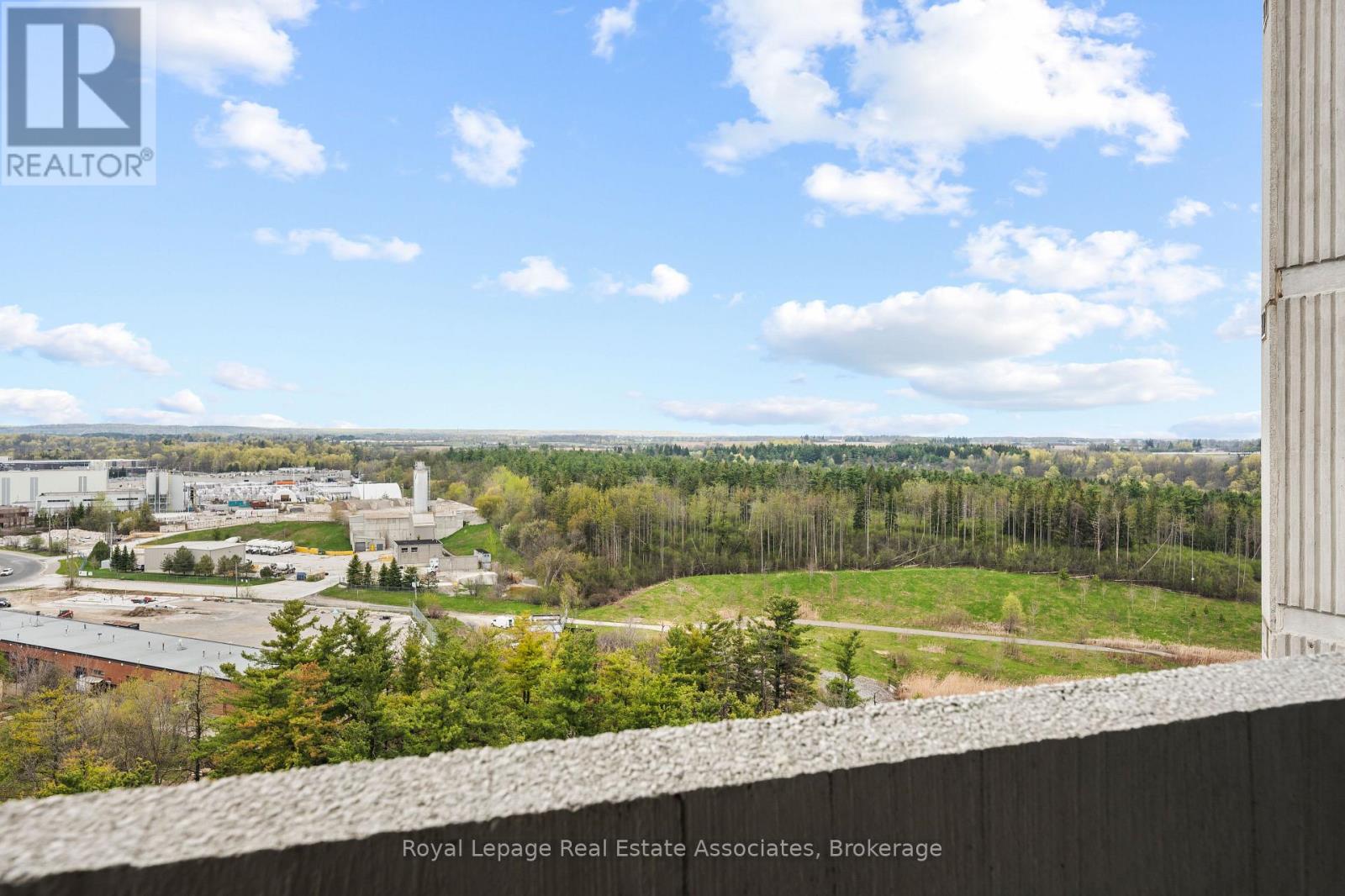 1402 - 20 Mcfarlane Drive, Halton Hills (Georgetown), Ontario  L7G 5J8 - Photo 28 - W13090778