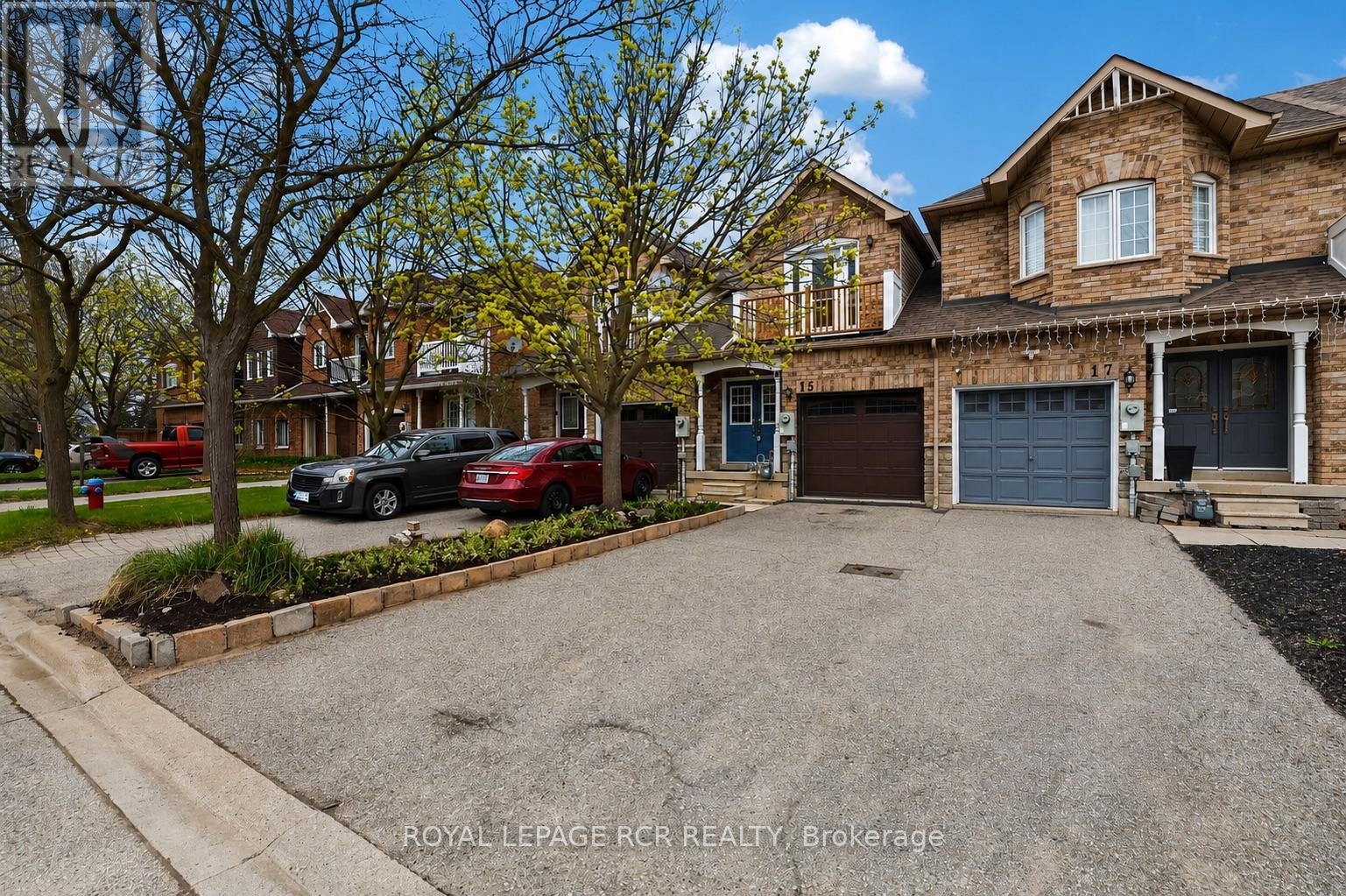15 Dominion Gardens Drive, Halton Hills (Georgetown), Ontario  L7G 6A9 - Photo 2 - W13091504