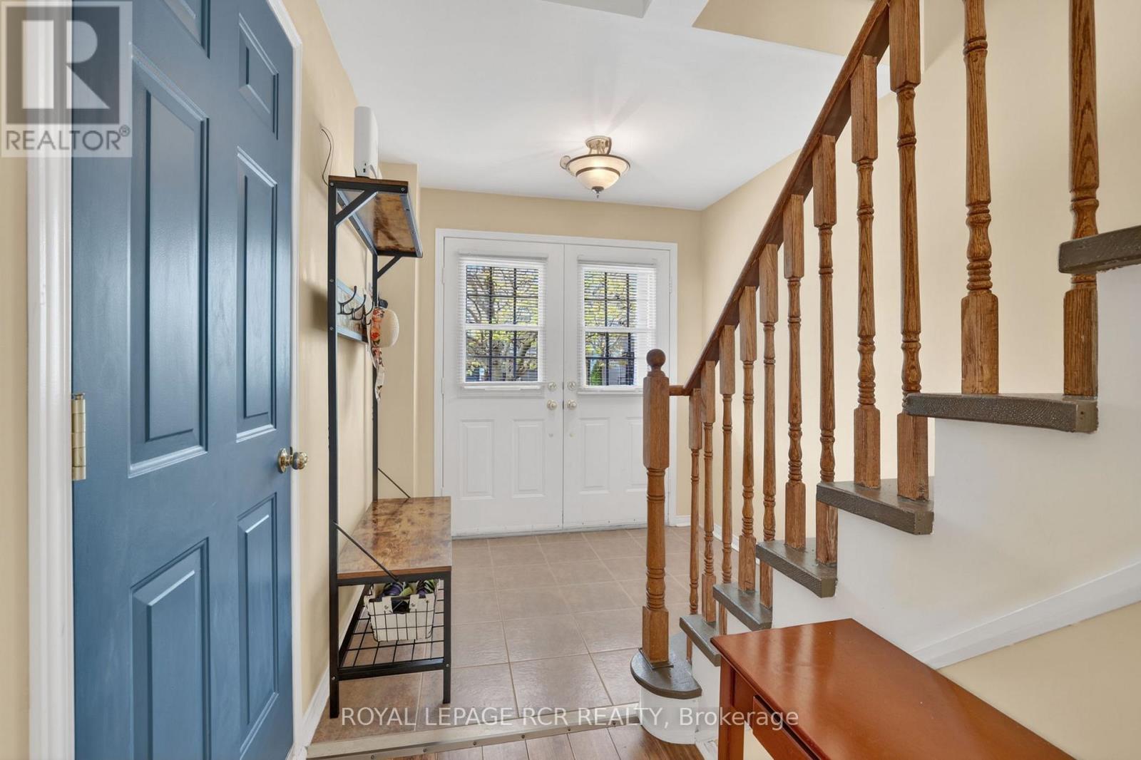 15 Dominion Gardens Drive, Halton Hills (Georgetown), Ontario  L7G 6A9 - Photo 5 - W13091504