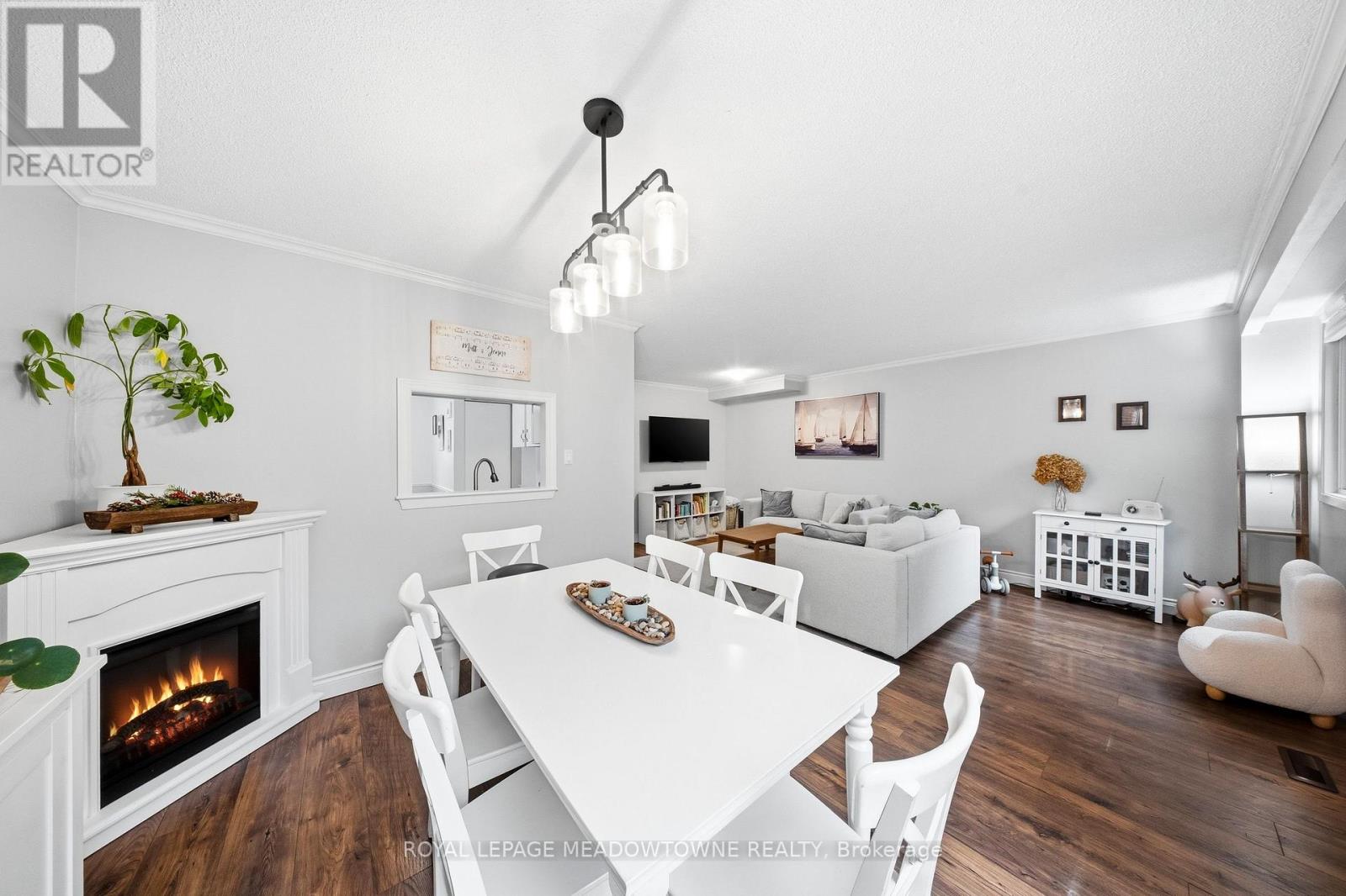8 Lynden Circle, Halton Hills (Georgetown), Ontario  L7G 4Y8 - Photo 13 - W13094602