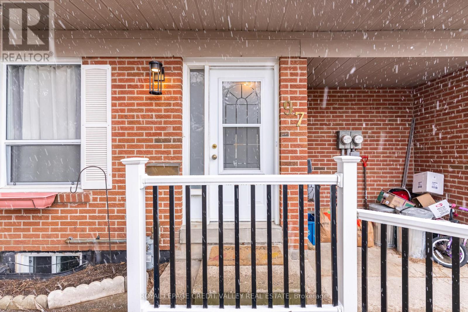 97 Kingham Road, Halton Hills (Ac Acton), Ontario  L7J 1S3 - Photo 3 - W13095838