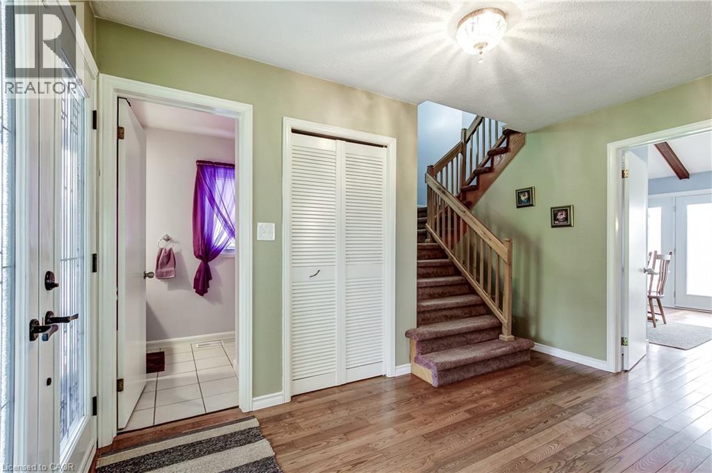 2236 Centre Road, Campbellville, Ontario  L0P 1B0 - Photo 14 - 40825820