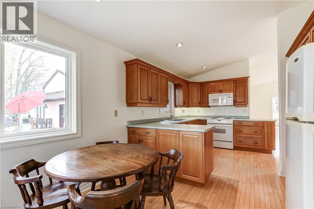 2236 Centre Road, Campbellville, Ontario  L0P 1B0 - Photo 29 - 40825820