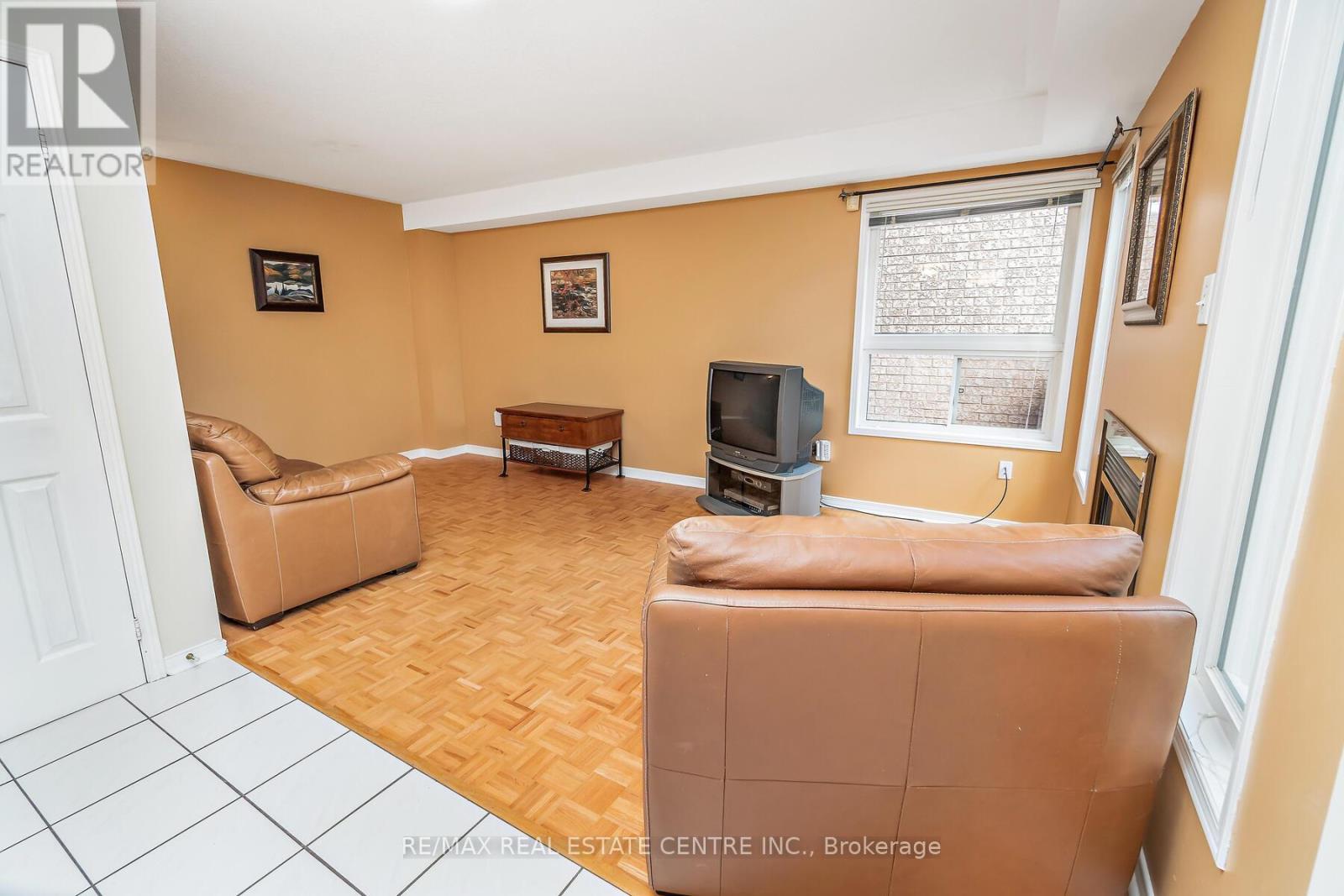 7 Curry Crescent, Halton Hills (Georgetown), Ontario  L7G 5L4 - Photo 13 - W13099600