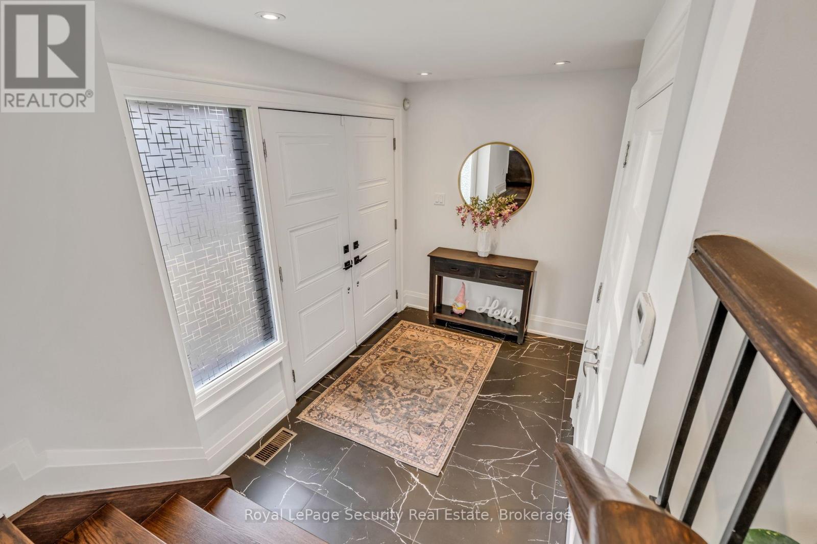 11310 Trafalgar Road, Halton Hills (Stewarttown), Ontario  L7G 4S5 - Photo 6 - W13100502