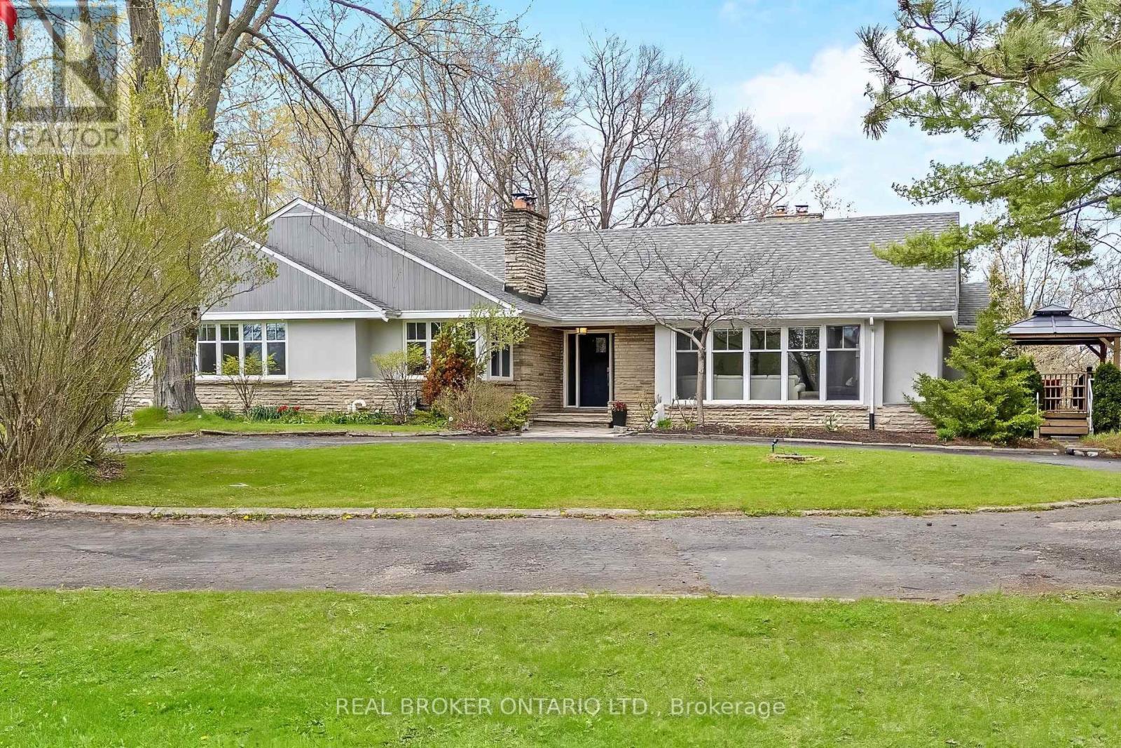 161 Confederation Street, Halton Hills (Glen Williams), Ontario  L7G 4S8 - Photo 1 - W13102594